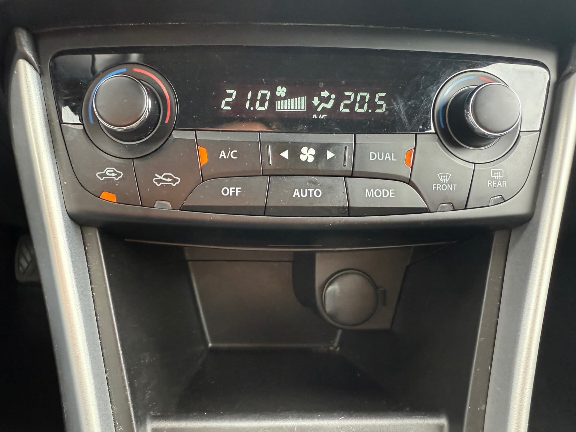 Suzuki S-Cross 1.0 Boosterjet Exclusive, Stoelverwarming,Navigatie,Trekhaak,Achteruitrij camera thumbnail 15