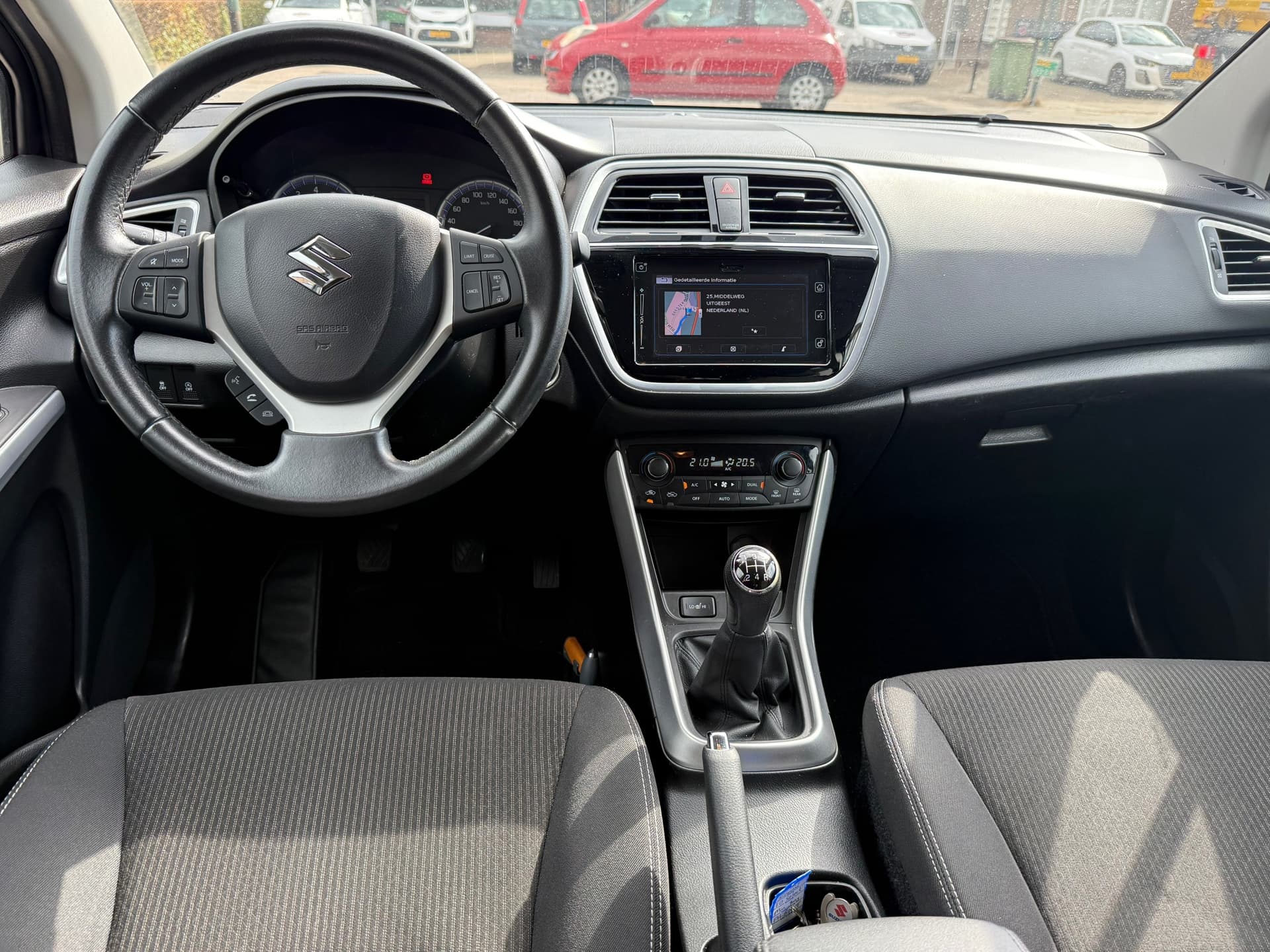 Suzuki S-Cross 1.0 Boosterjet Exclusive, Stoelverwarming,Navigatie,Trekhaak,Achteruitrij camera thumbnail 19