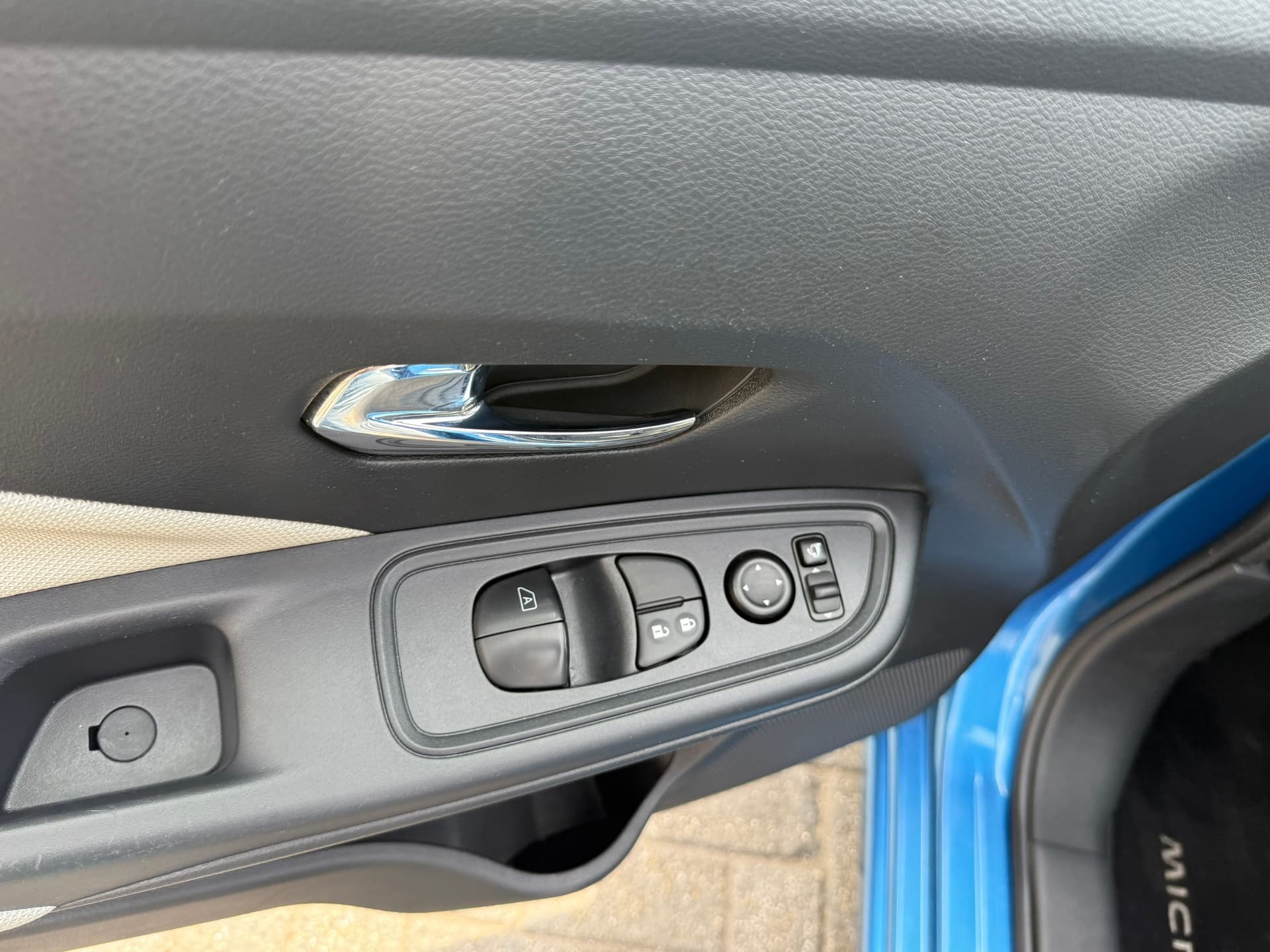 Nissan Micra 0.9 IG-T N-Connecta,Achteruitrij camera,Navigatie,Parkeersensoren.Climate control thumbnail 10