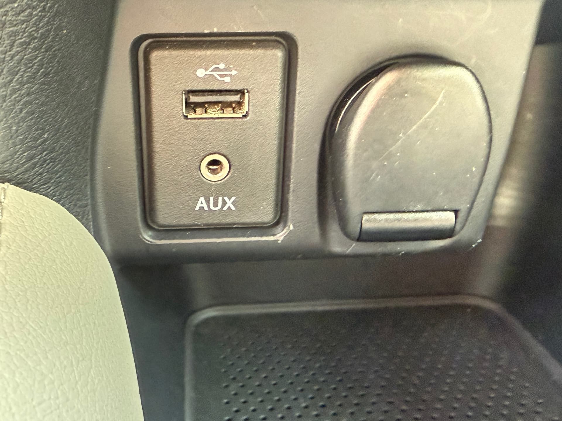 Nissan Micra 0.9 IG-T N-Connecta,Achteruitrij camera,Navigatie,Parkeersensoren.Climate control thumbnail 16