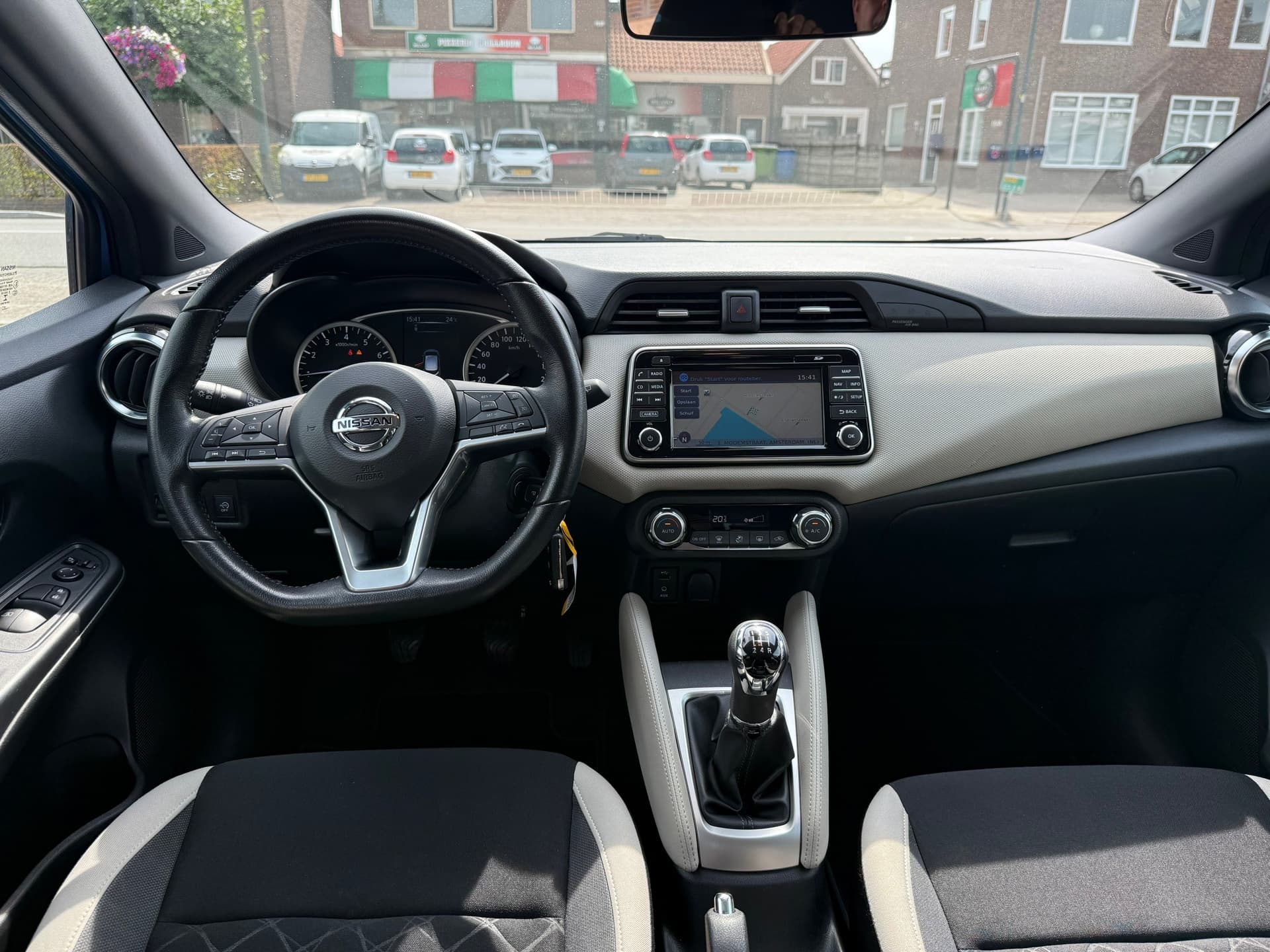 Nissan Micra 0.9 IG-T N-Connecta,Achteruitrij camera,Navigatie,Parkeersensoren.Climate control thumbnail 19