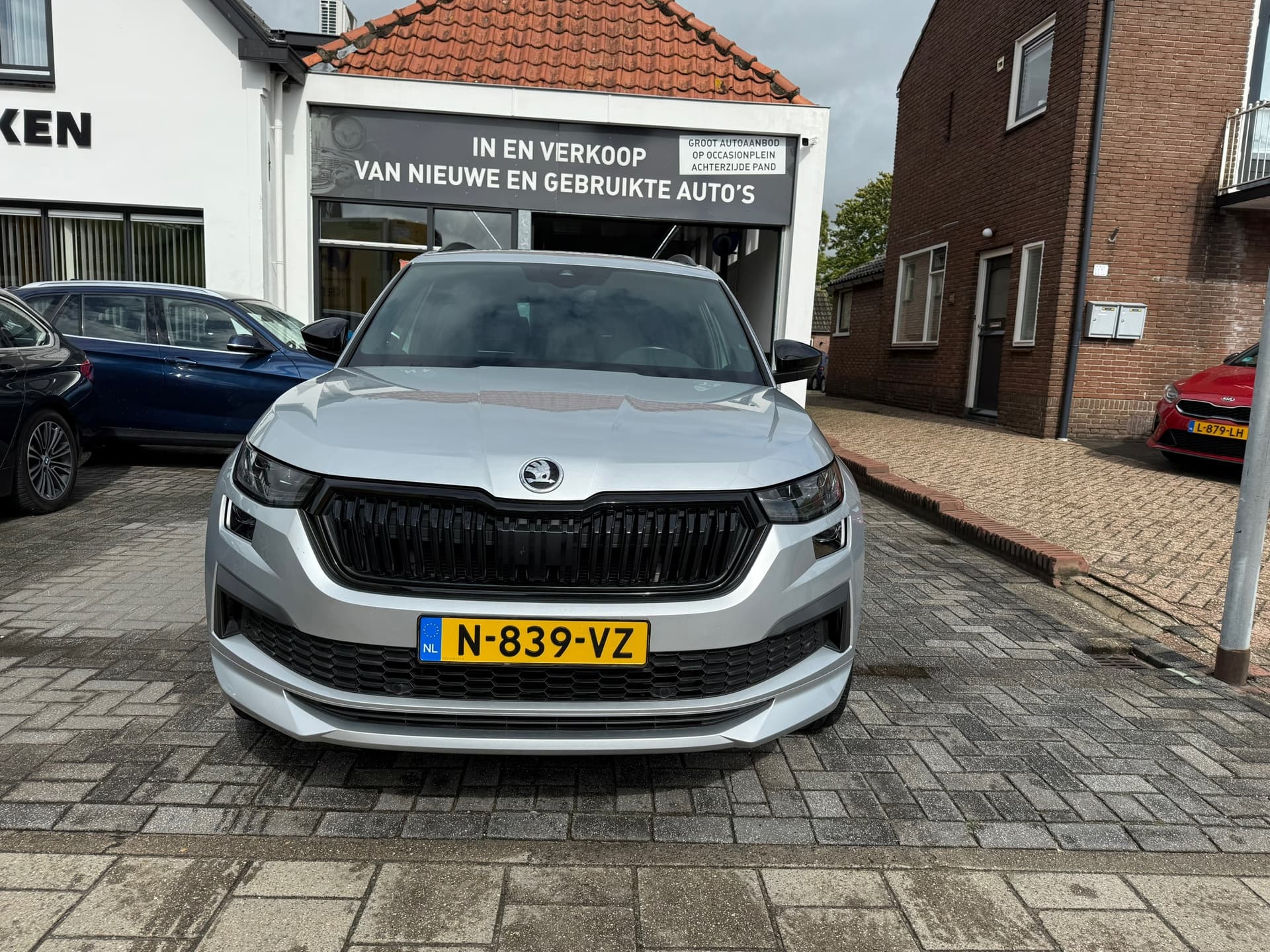 Skoda Kodiaq 1.5 TSI Sportline Business,Stuurverwarming,Stoelverwarming,Apple Carplay/Android,Navigatie thumbnail 2