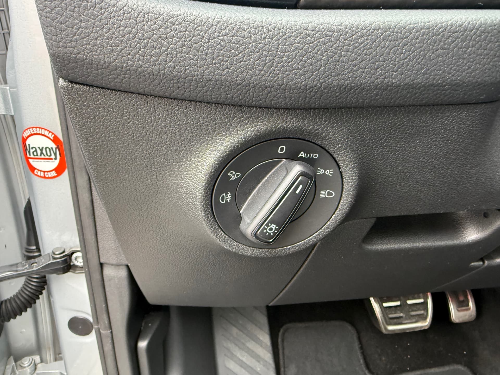 Skoda Kodiaq 1.5 TSI Sportline Business,Stuurverwarming,Stoelverwarming,Apple Carplay/Android,Navigatie thumbnail 14