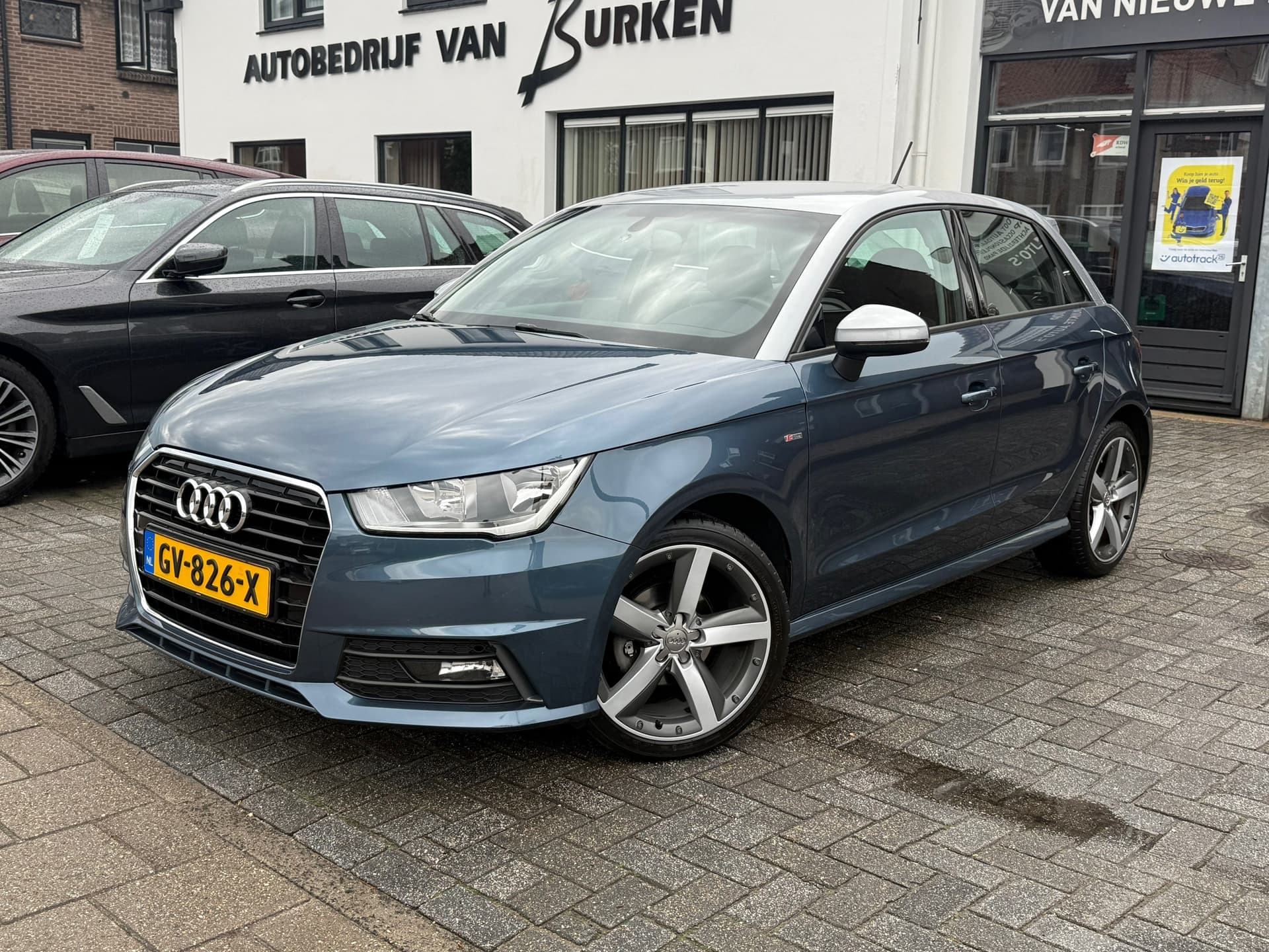 Audi A1 Sportback 1.0 TFSI Adrenalin, Navigatie,L.M.Velgen,Extra getint glas,Airco,Cruise control