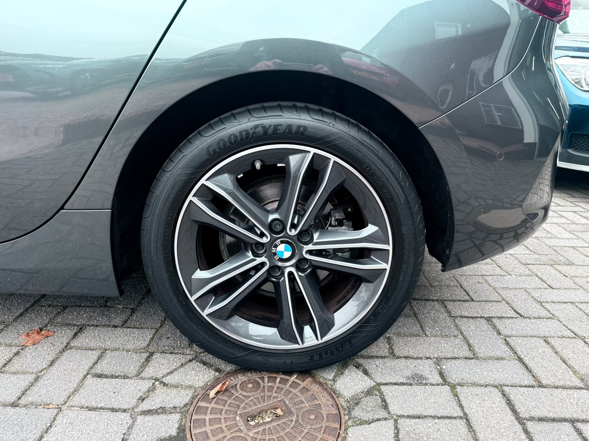 BMW 1-serie 118i High Executive Edition, Panoramadak,Apple Carplay/Android,Stoelverwarming,Navigatie,Achteruitrij camera thumbnail 8