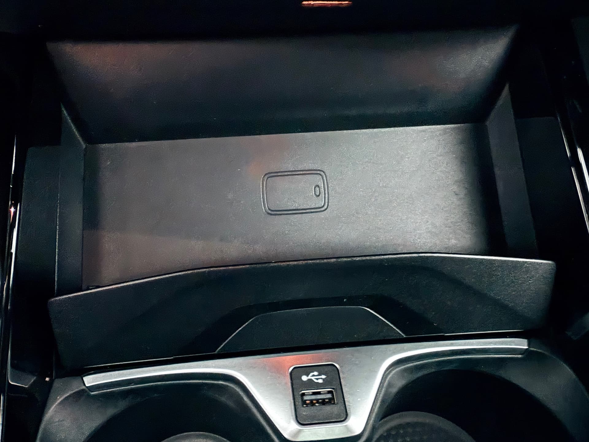 BMW 1-serie 118i High Executive Edition, Panoramadak,Apple Carplay/Android,Stoelverwarming,Navigatie,Achteruitrij camera thumbnail 24