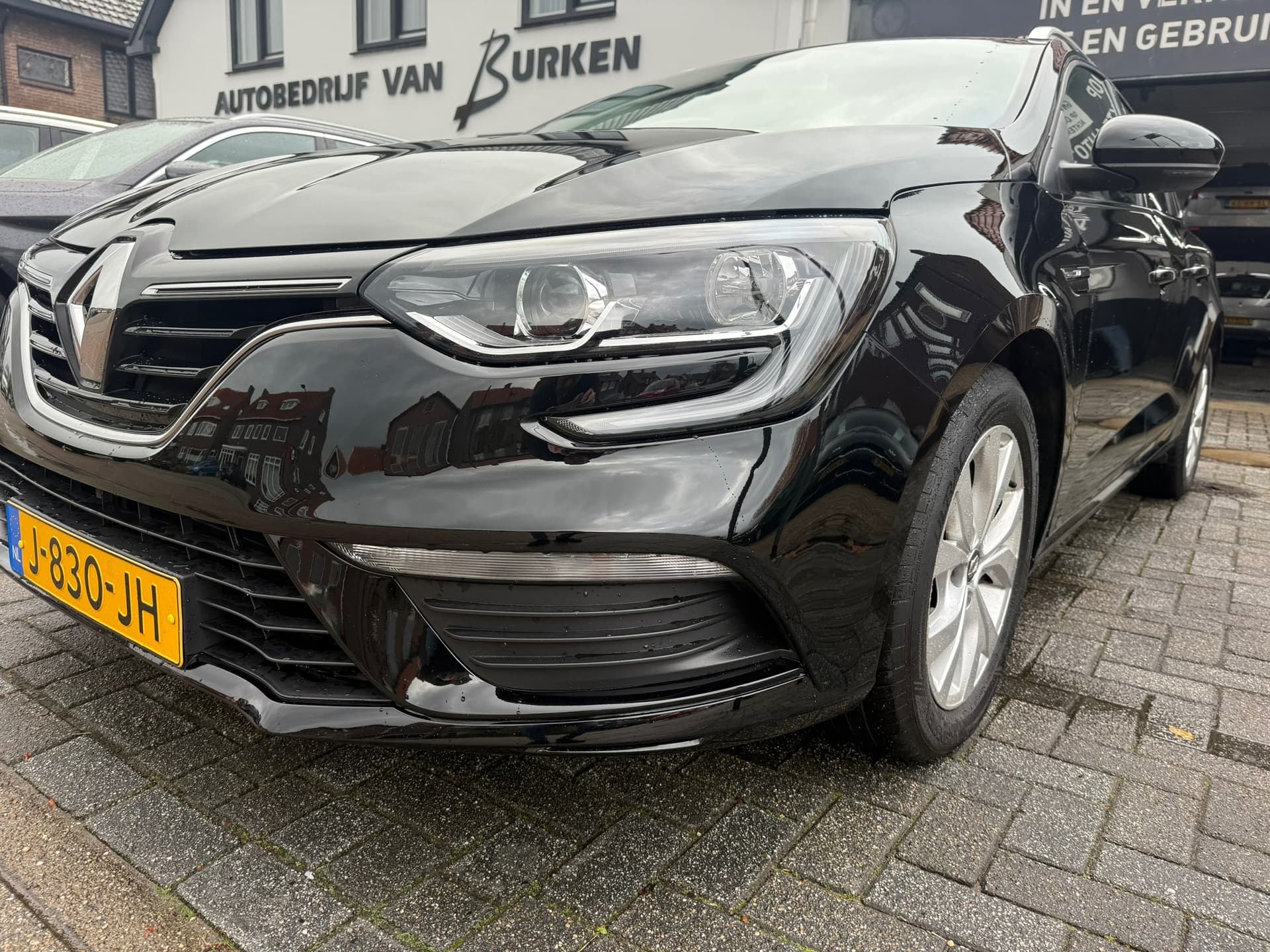 Renault Mégane Estate 1.3 TCe Limited, Trekhaak,Navigatie,Apple Carpaly/Android,Stoelverwarming thumbnail 10