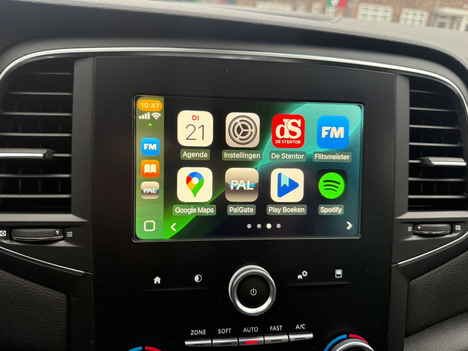 Renault Mégane Estate 1.3 TCe Limited, Trekhaak,Navigatie,Apple Carpaly/Android,Stoelverwarming thumbnail 21