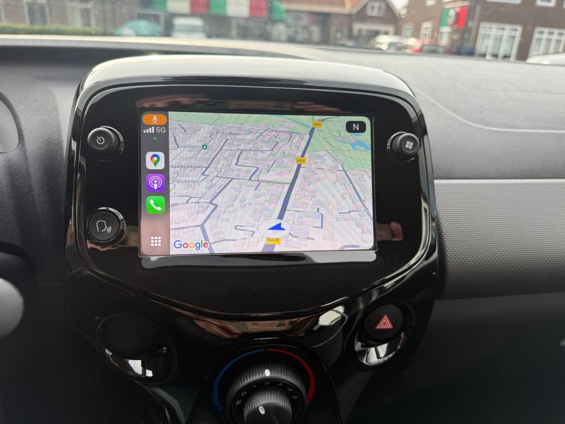 Peugeot 108 1.0 e-VTi Allure, Apple Carplay/Android Navigatie, Airco,Bluetooth telefoonvoorbereiding thumbnail 17