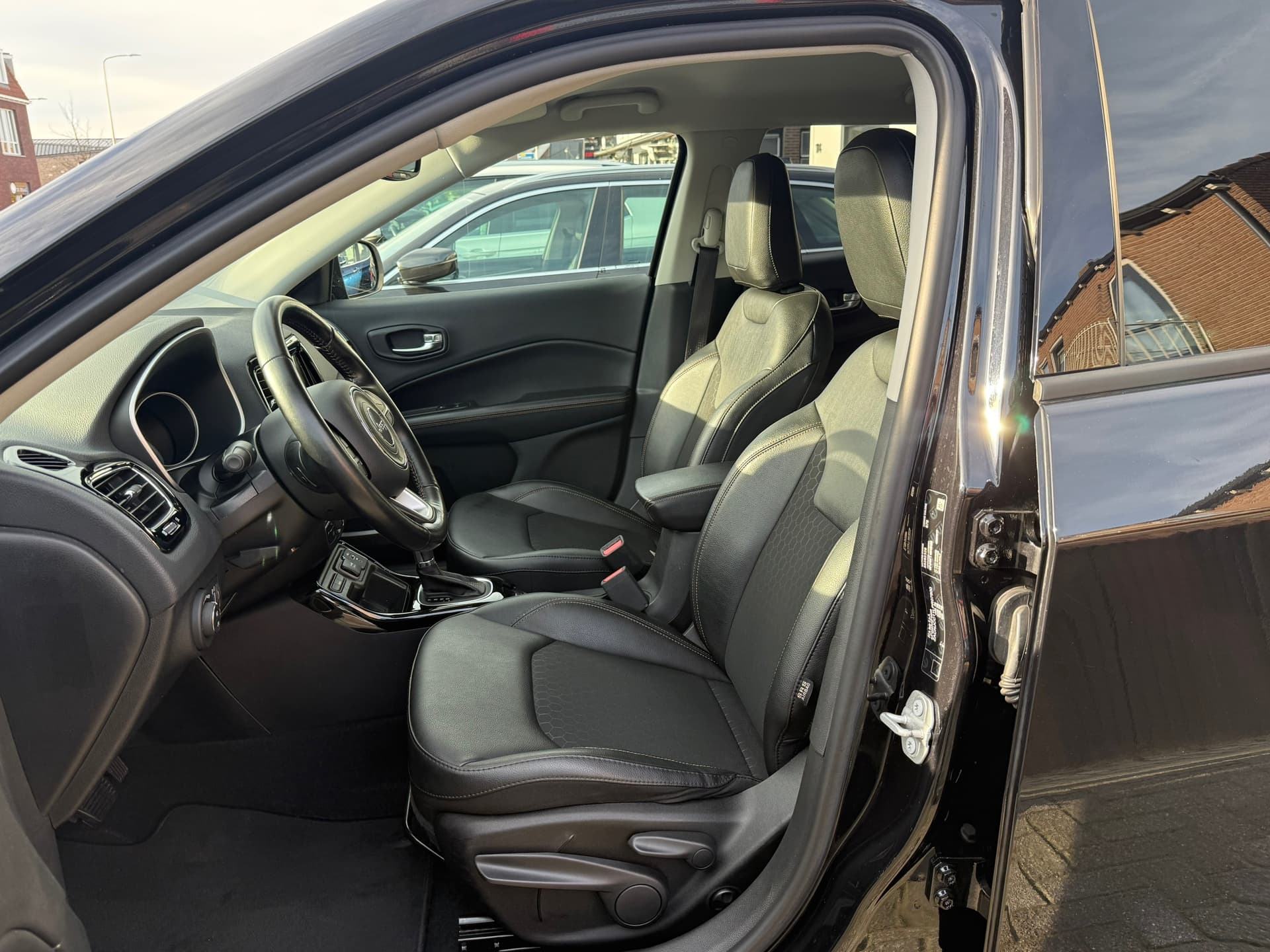 Jeep Compass 1.3T Limited automaat,Apple Carplay/Android navigatie,Parkeersensoren,Achteruitrij camera thumbnail 11