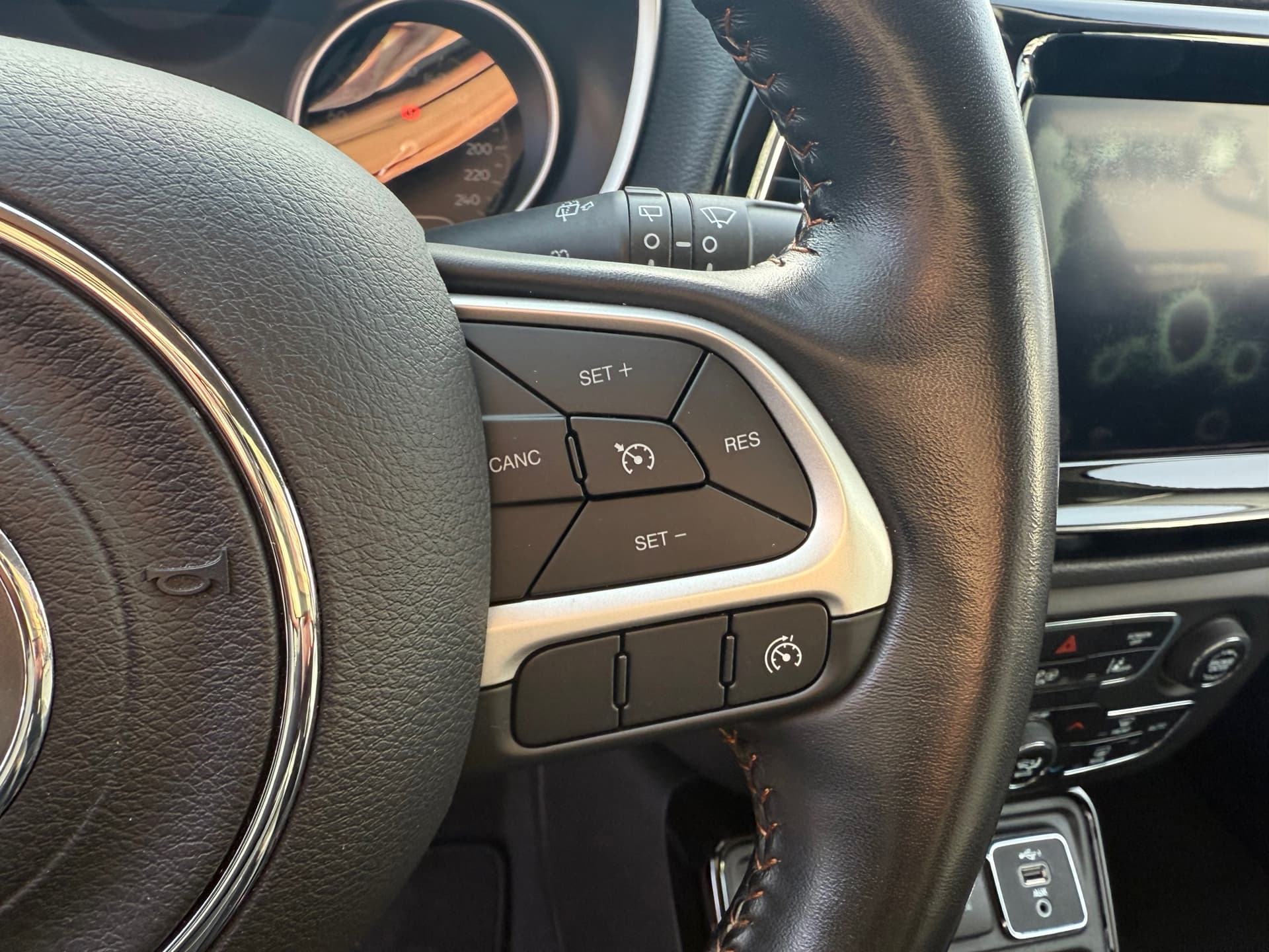 Jeep Compass 1.3T Limited automaat,Apple Carplay/Android navigatie,Parkeersensoren,Achteruitrij camera thumbnail 15