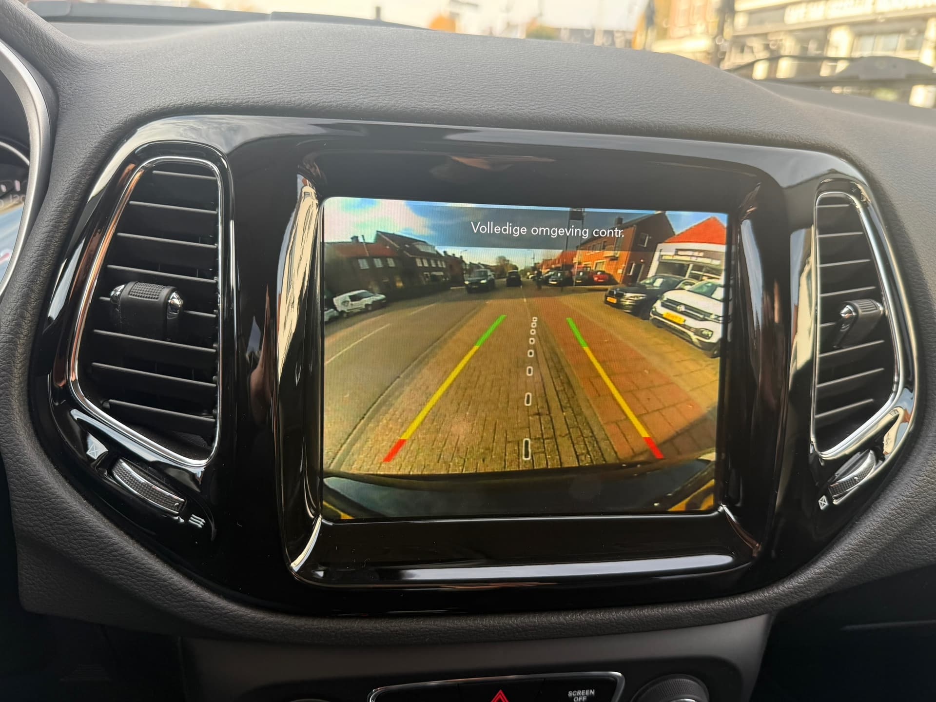 Jeep Compass 1.3T Limited automaat,Apple Carplay/Android navigatie,Parkeersensoren,Achteruitrij camera thumbnail 19