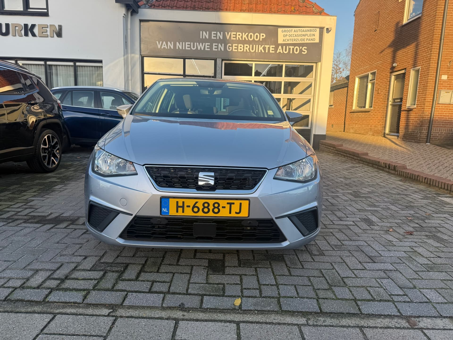 Seat Ibiza 1.0 TSI Style Business Intense, Apple Carplay/Android,Navigatie,Achteruitrij camera thumbnail 2