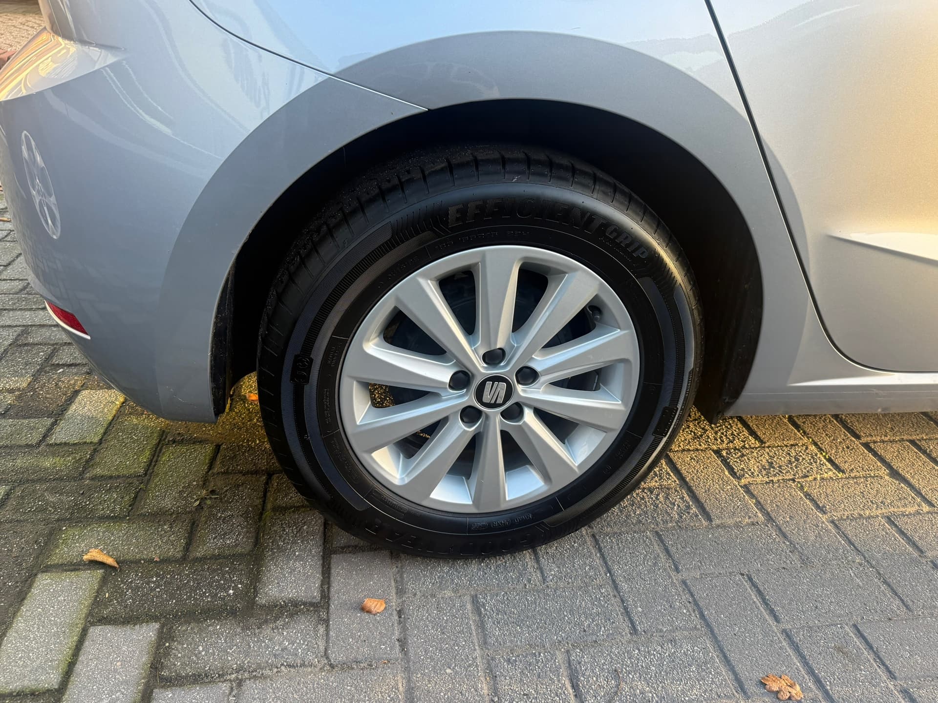 Seat Ibiza 1.0 TSI Style Business Intense, Apple Carplay/Android,Navigatie,Achteruitrij camera thumbnail 8