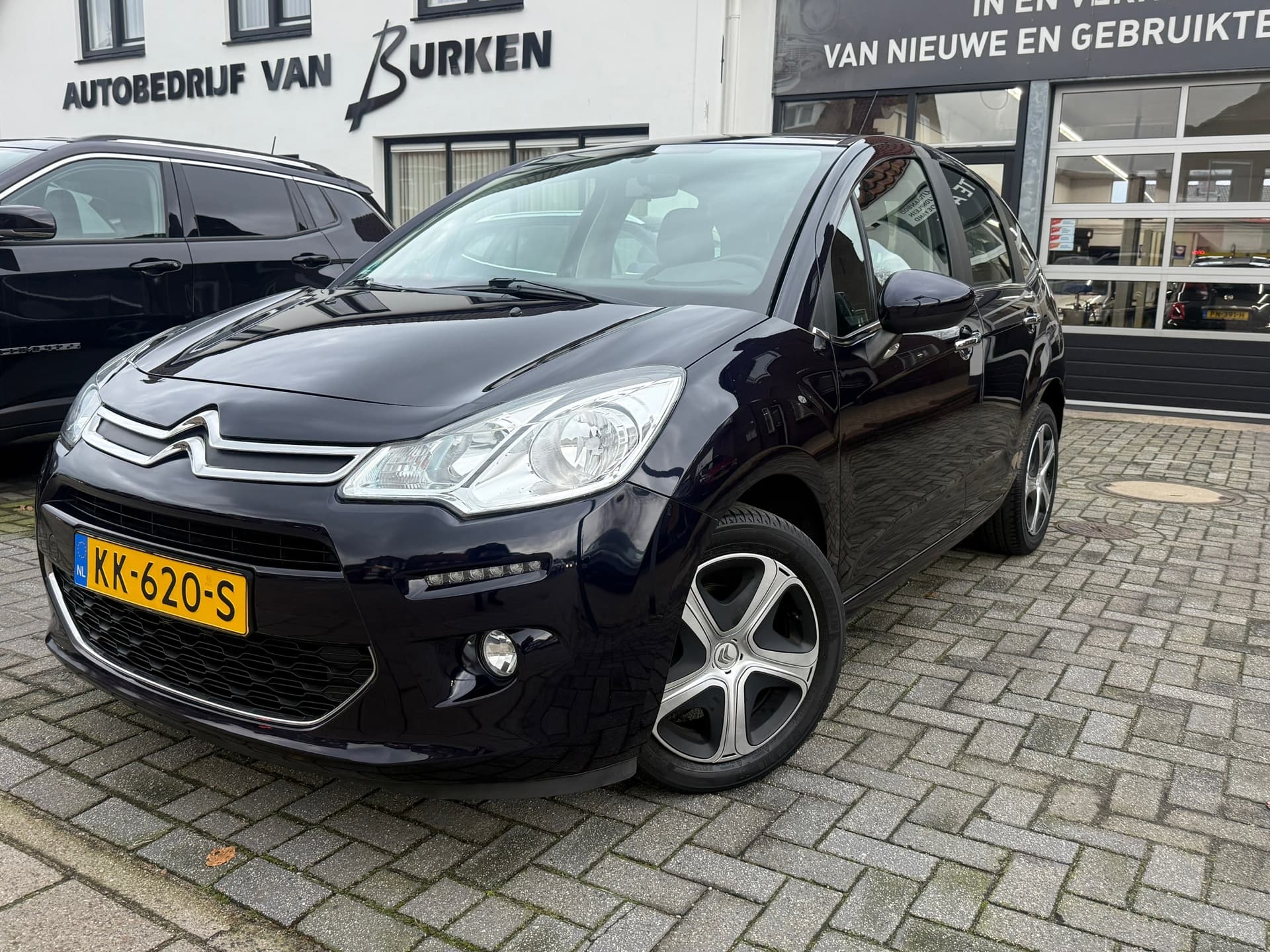 Citroen C3 1.0 PureTech Feel Edition, Navigatie,Climate control,Cruise control,Isofix