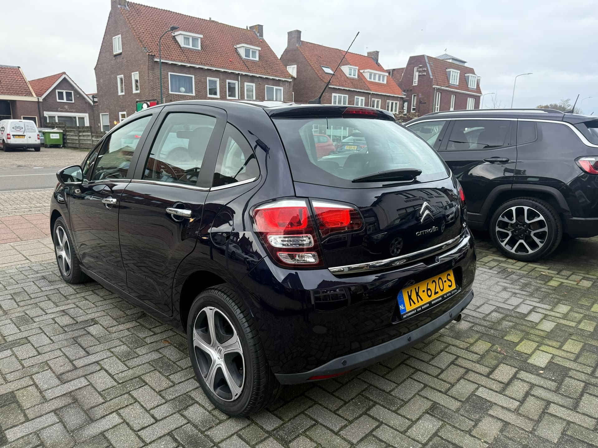 Citroen C3 1.0 PureTech Feel Edition, Navigatie,Climate control,Cruise control,Isofix thumbnail 5