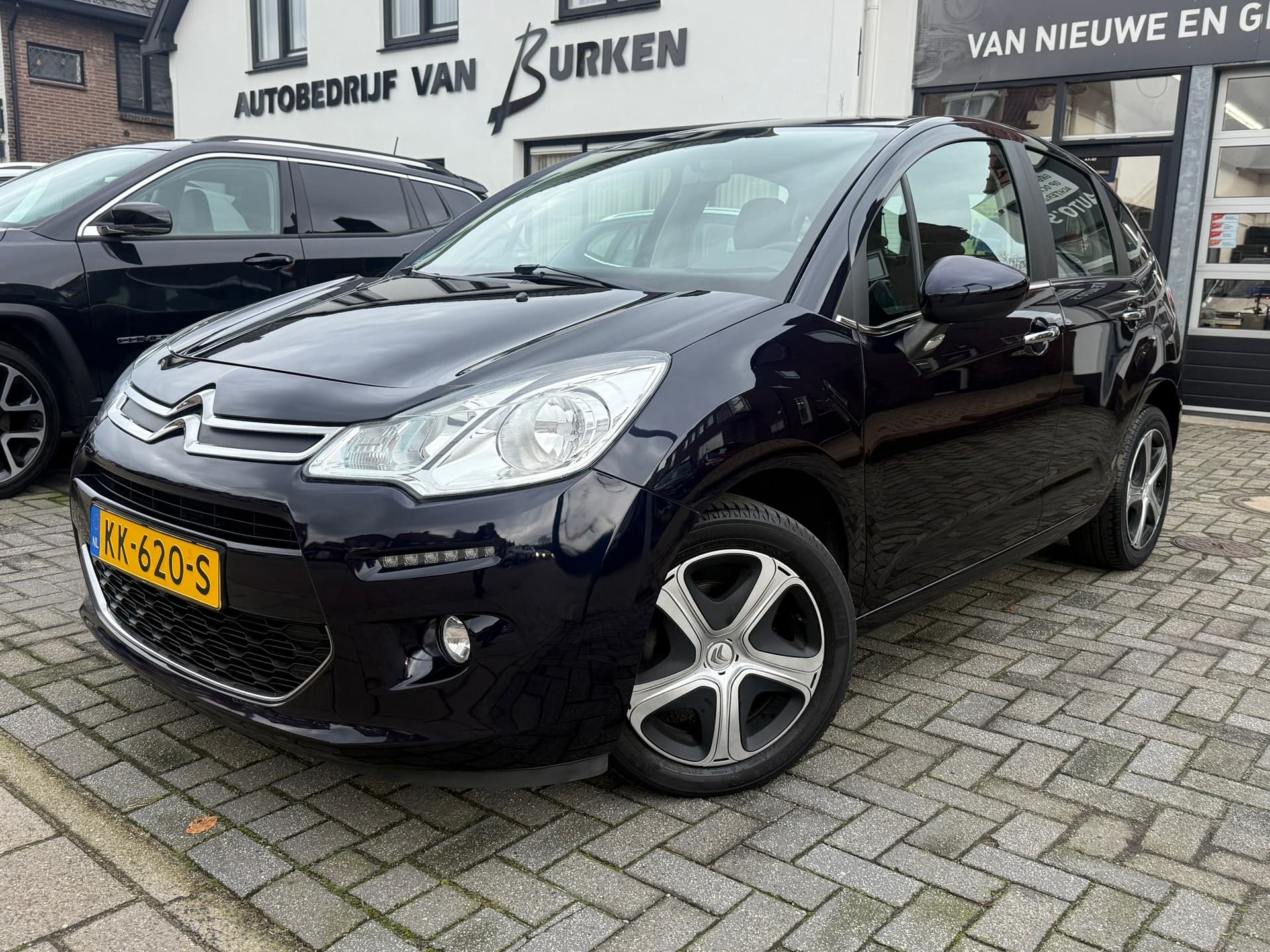 Citroen C3 1.0 PureTech Feel Edition, Navigatie,Climate control,Cruise control,Isofix thumbnail 8