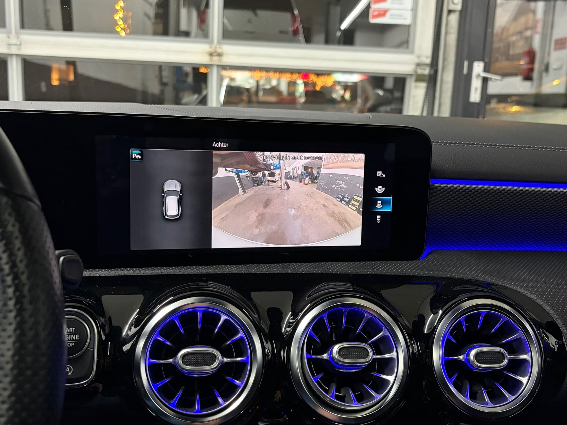 Mercedes-Benz CLA-klasse Shooting Brake 180 Business Solution Luxury,Schuif/kanteldak,AMG-stuurwiel,stoelverwarming,Vol leder thumbnail 23