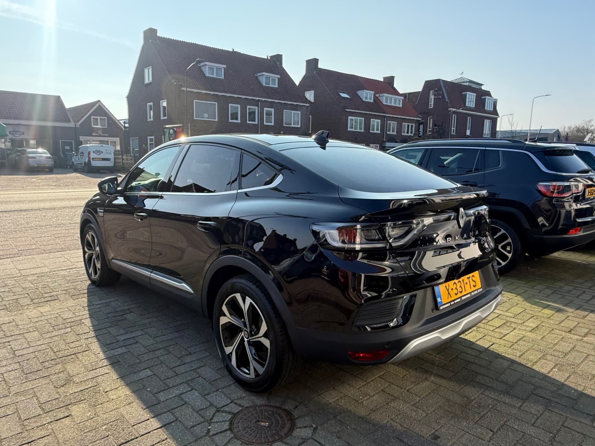 Renault Arkana 1.6 E-Tech full hybrid 145 techno, Apple Carplay/Android,Navigatie,Parkeersensoren thumbnail 4
