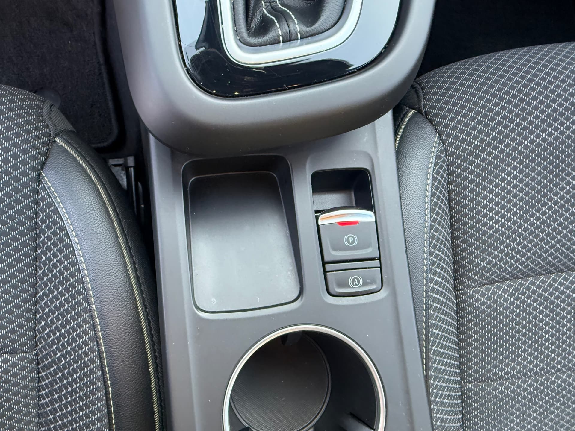 Renault Arkana 1.6 E-Tech full hybrid 145 techno, Apple Carplay/Android,Navigatie,Parkeersensoren thumbnail 15