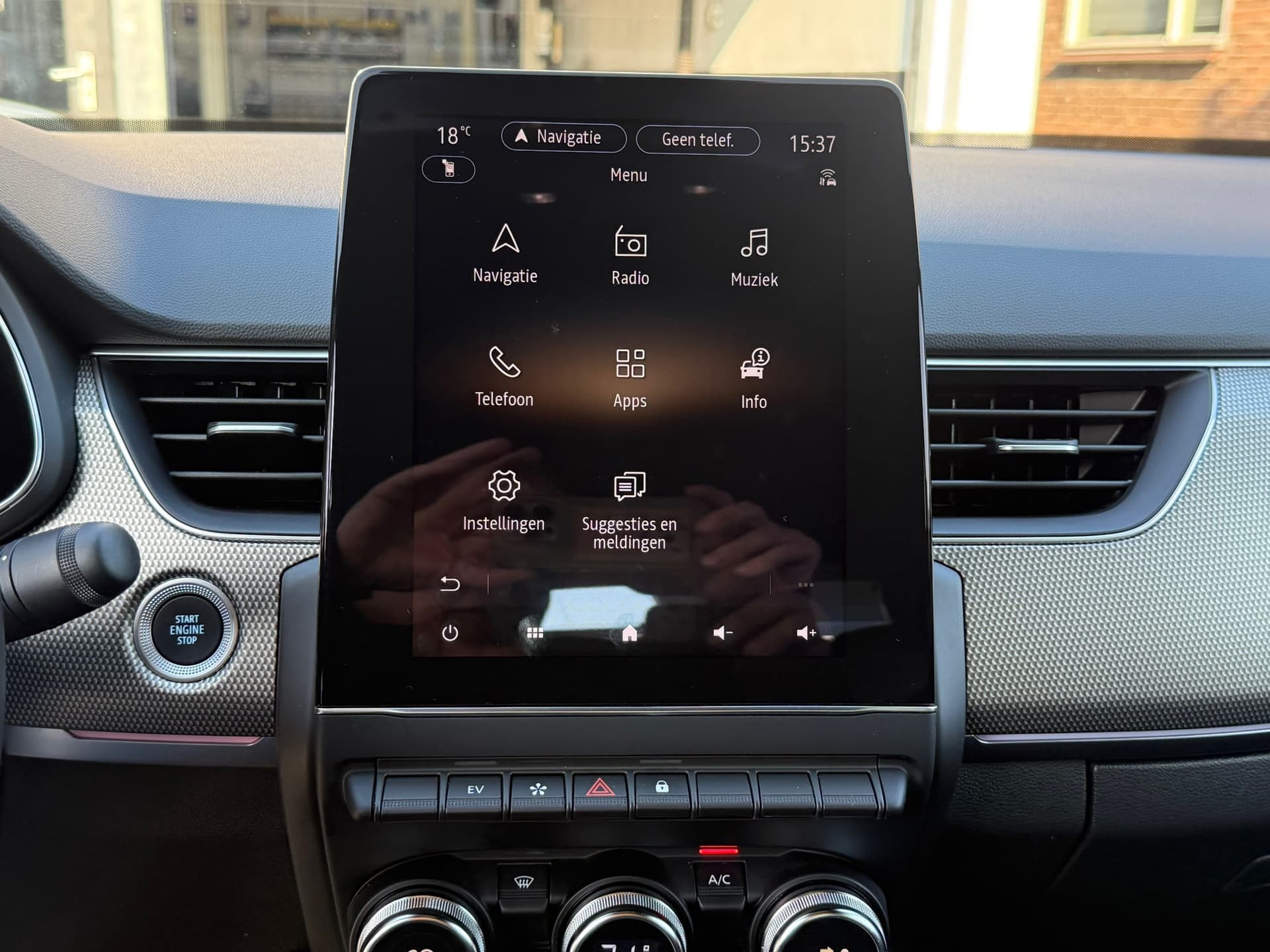 Renault Arkana 1.6 E-Tech full hybrid 145 techno, Apple Carplay/Android,Navigatie,Parkeersensoren thumbnail 21