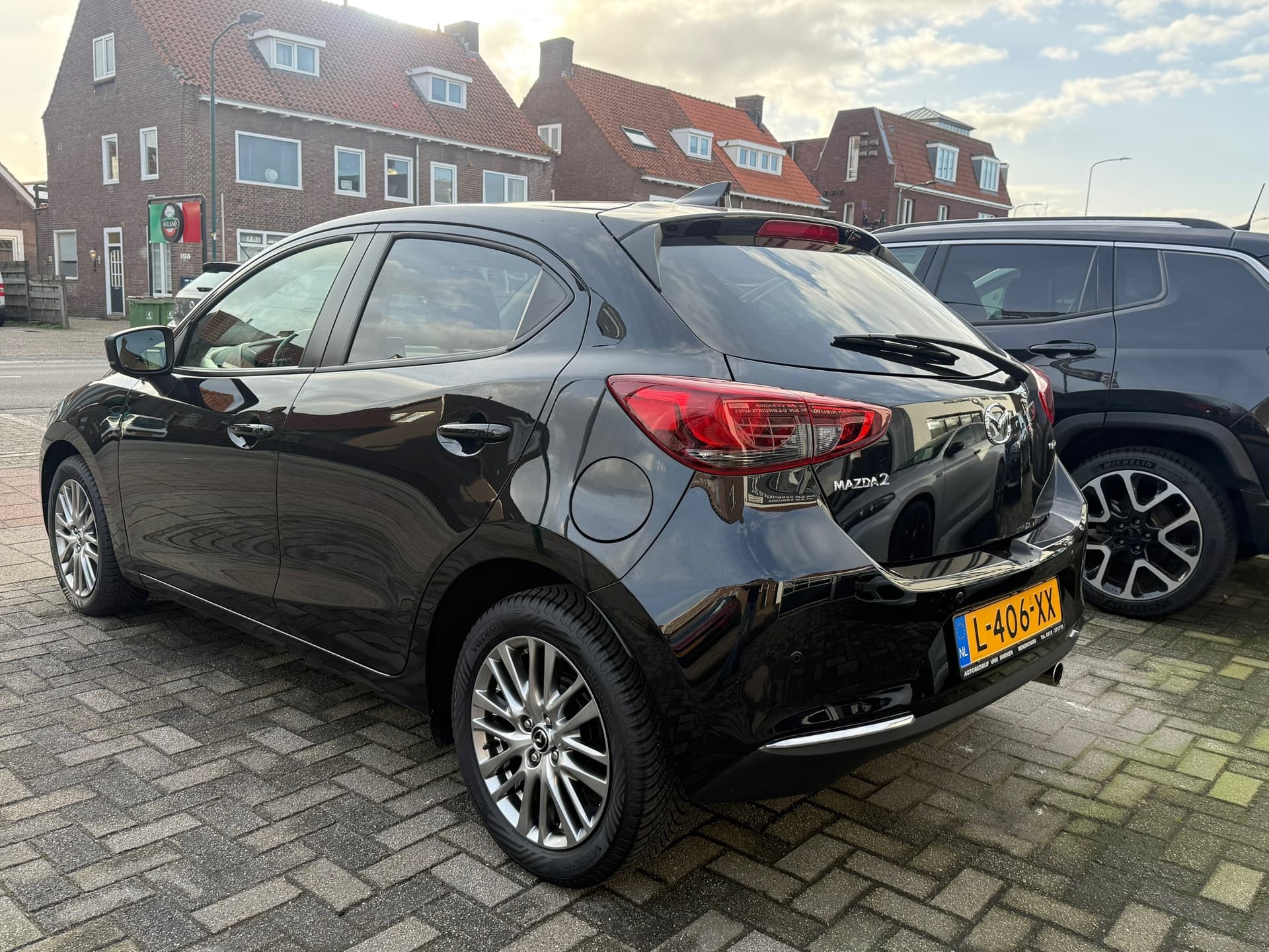 Mazda 2 1.5 Skyactiv-G Luxury,Apple Carplay/Android Stoelverwarming,Stuurverwarming,Navigatie,Achteruitrij camera thumbnail 5