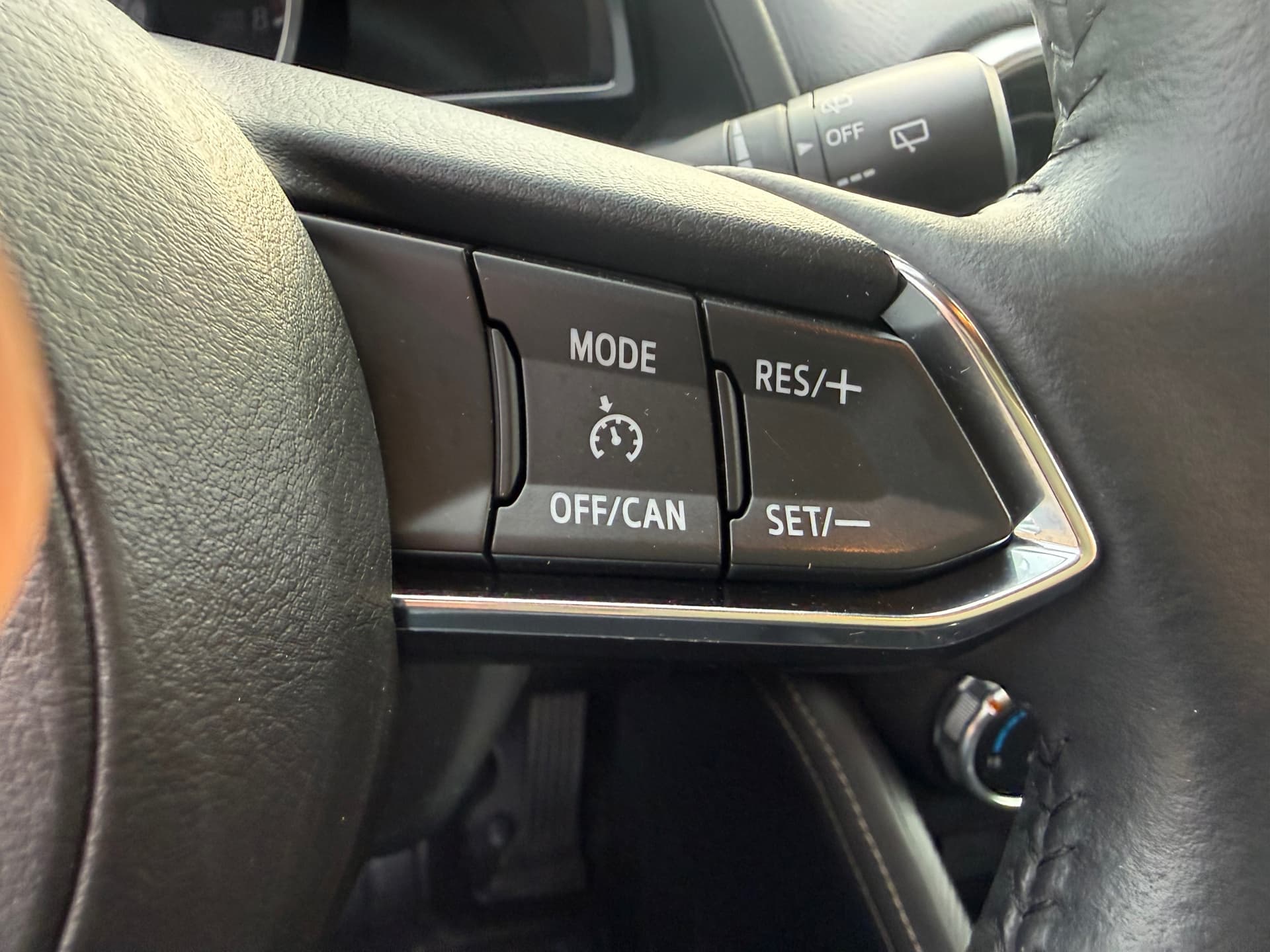 Mazda 2 1.5 Skyactiv-G Luxury,Apple Carplay/Android Stoelverwarming,Stuurverwarming,Navigatie,Achteruitrij camera thumbnail 15