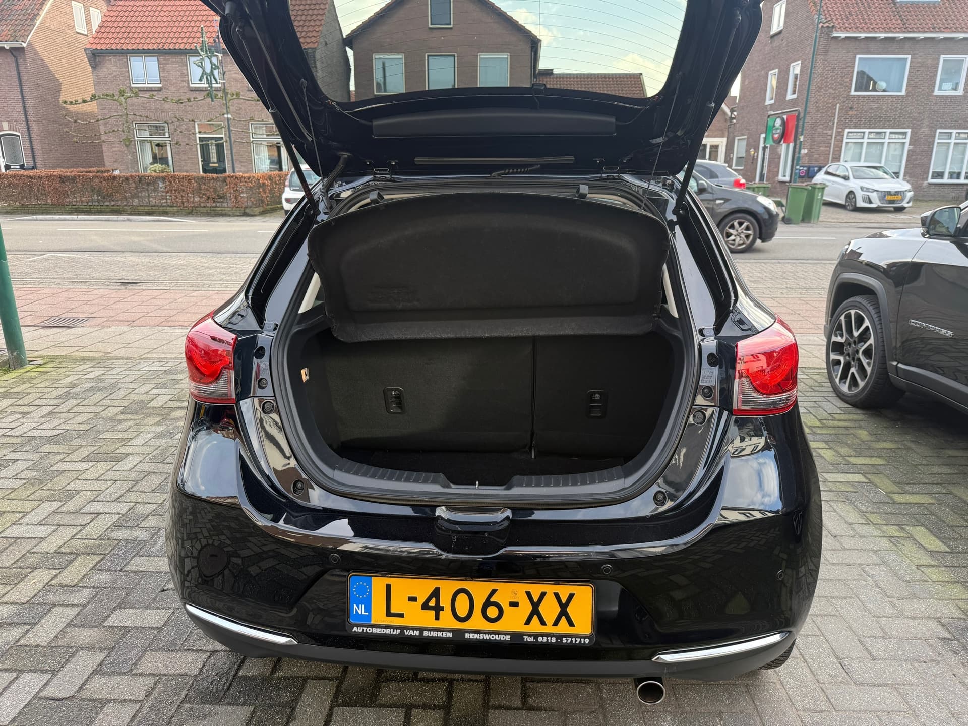 Mazda 2 1.5 Skyactiv-G Luxury,Apple Carplay/Android Stoelverwarming,Stuurverwarming,Navigatie,Achteruitrij camera thumbnail 22