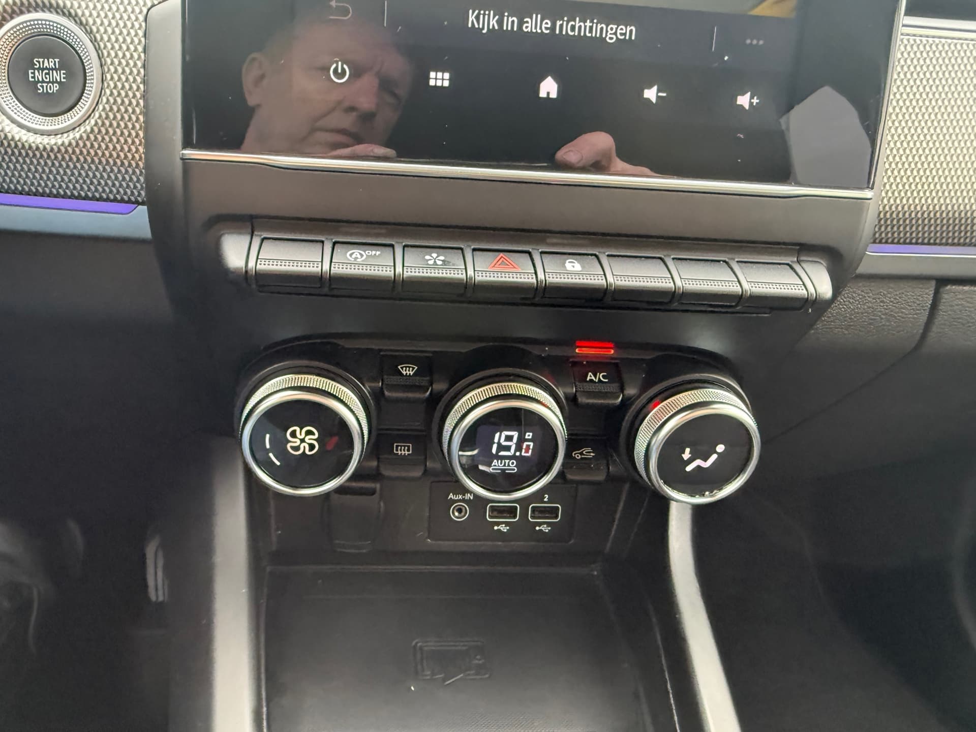 Renault Arkana 1.3 mild hybrid 160 techno, NL-Auto, Automaat, Navigatie, Camera, Climate Controle, Cruise Control, Parkeersensoren thumbnail 19