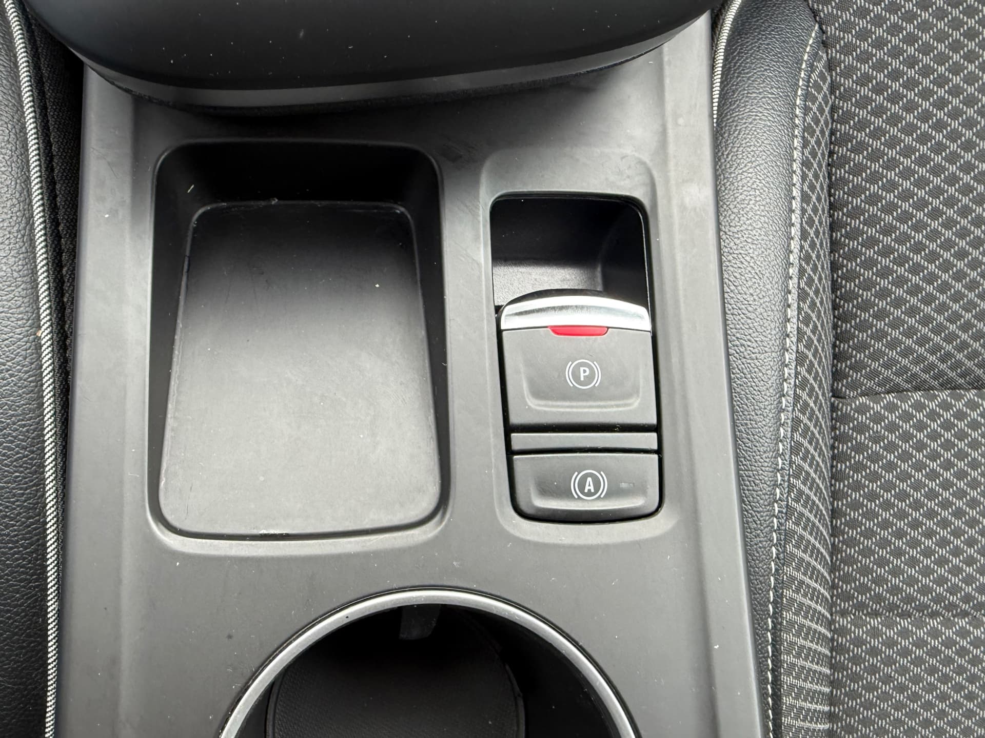 Renault Arkana 1.3 mild hybrid 160 techno, NL-Auto, Automaat, Navigatie, Camera, Climate Controle, Cruise Control, Parkeersensoren thumbnail 20