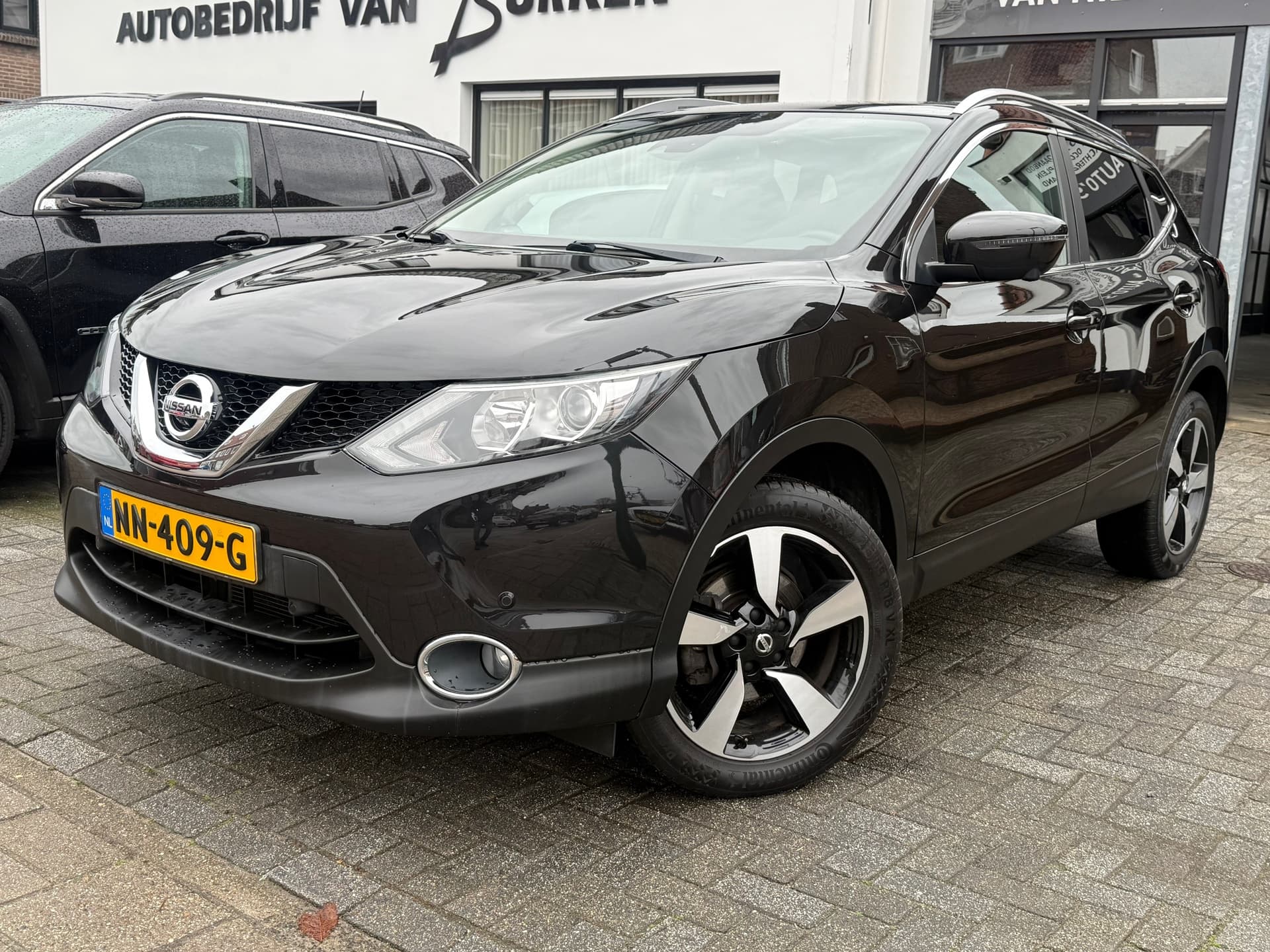 Nissan Qashqai 1.2 N-Connecta, Pano, 360 camera, Trekhaak, Navigatie, Climate control