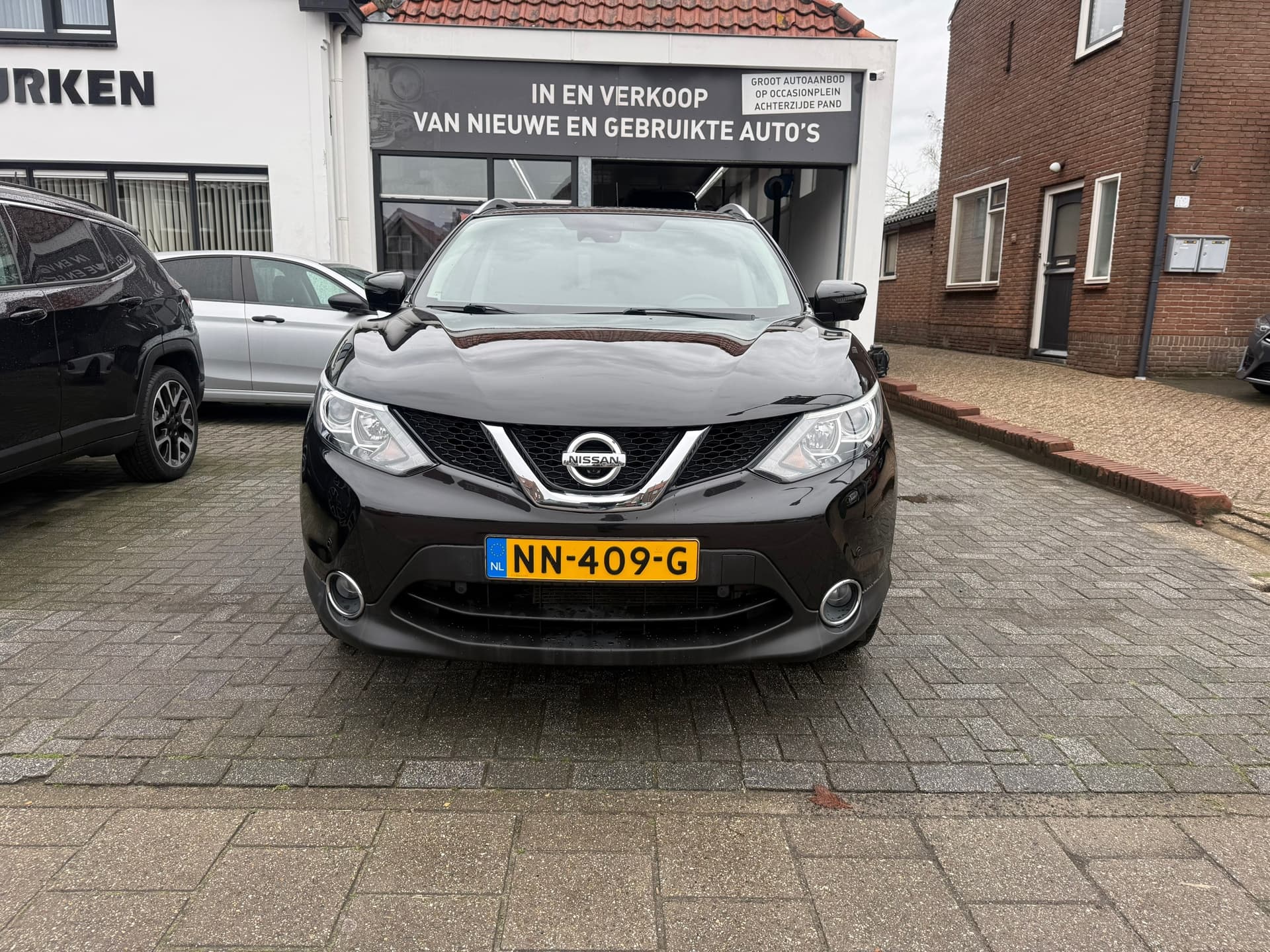 Nissan Qashqai 1.2 N-Connecta, Pano, 360 camera, Trekhaak, Navigatie, Climate control thumbnail 2