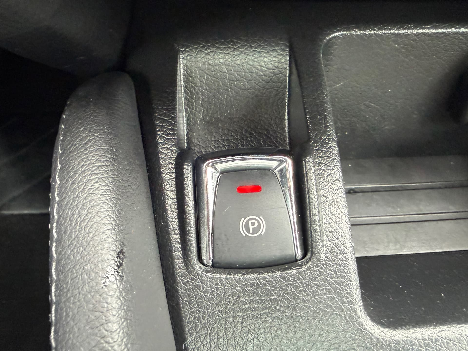 Nissan Qashqai 1.2 N-Connecta, Pano, 360 camera, Trekhaak, Navigatie, Climate control thumbnail 19