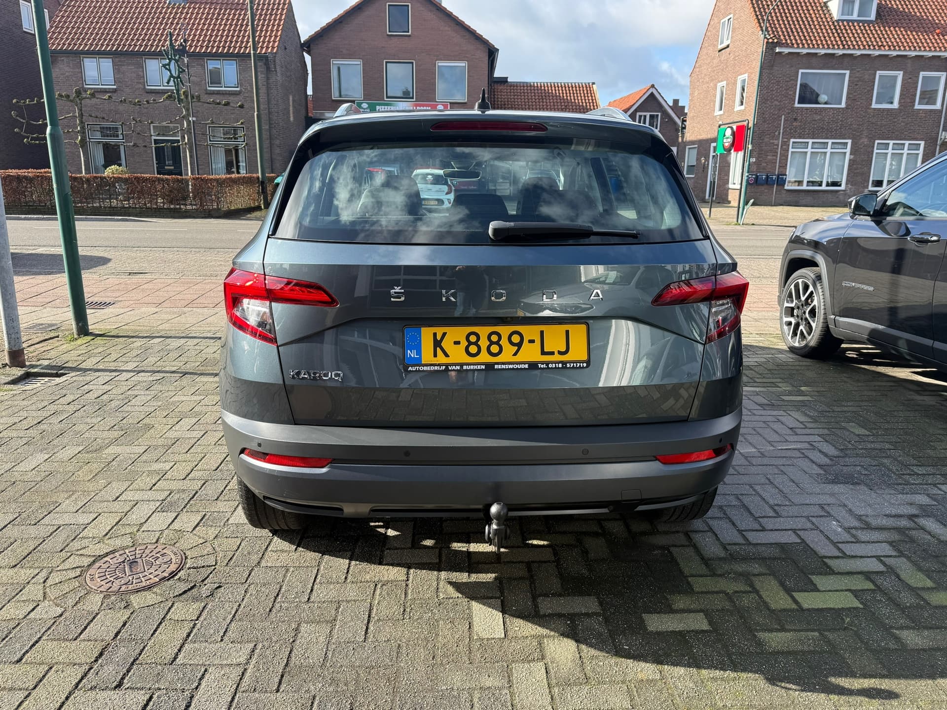 Skoda Karoq 1.5 TSI ACT Business Edition Plus, Stoelverwarming,Apple Carplay/Android,Navigatie,Trekhaak thumbnail 6