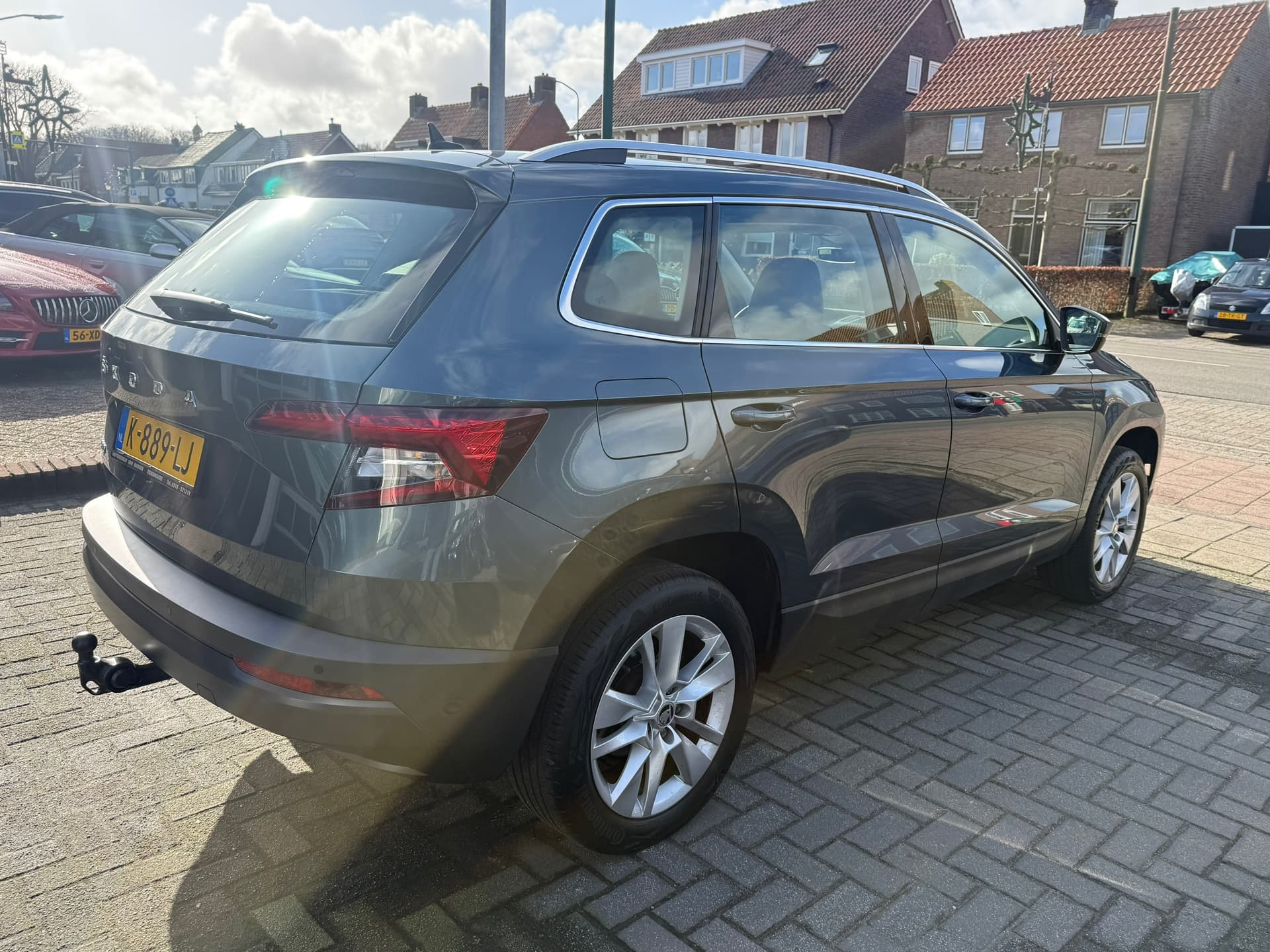 Skoda Karoq 1.5 TSI ACT Business Edition Plus, Stoelverwarming,Apple Carplay/Android,Navigatie,Trekhaak thumbnail 7