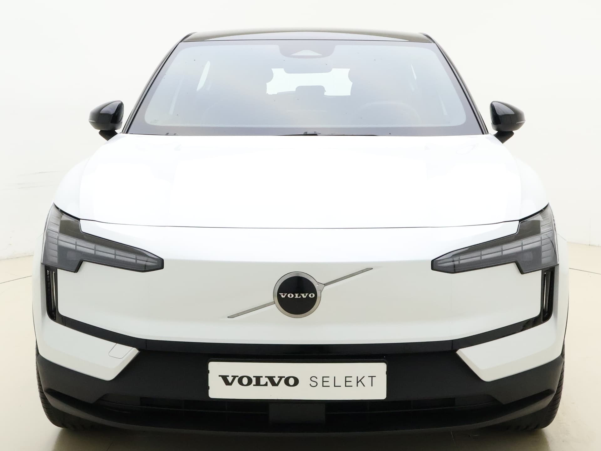 Volvo EX30 Extended Range Plus / El. Achterklep / Adapt. Cruise / BLIS / PDC + Camera / thumbnail 3