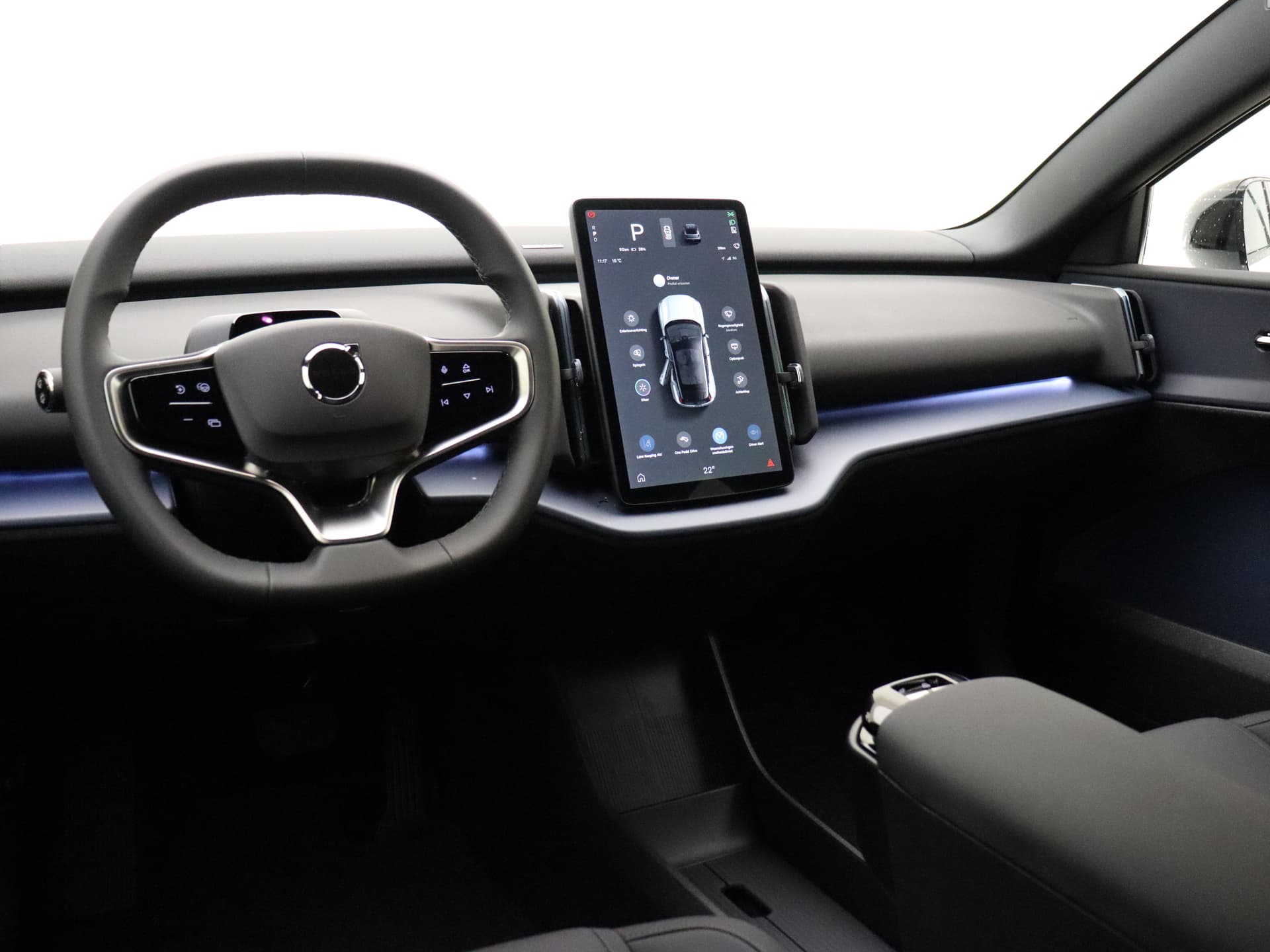 Volvo EX30 Extended Range Plus / El. Achterklep / Adapt. Cruise / BLIS / PDC + Camera / thumbnail 19