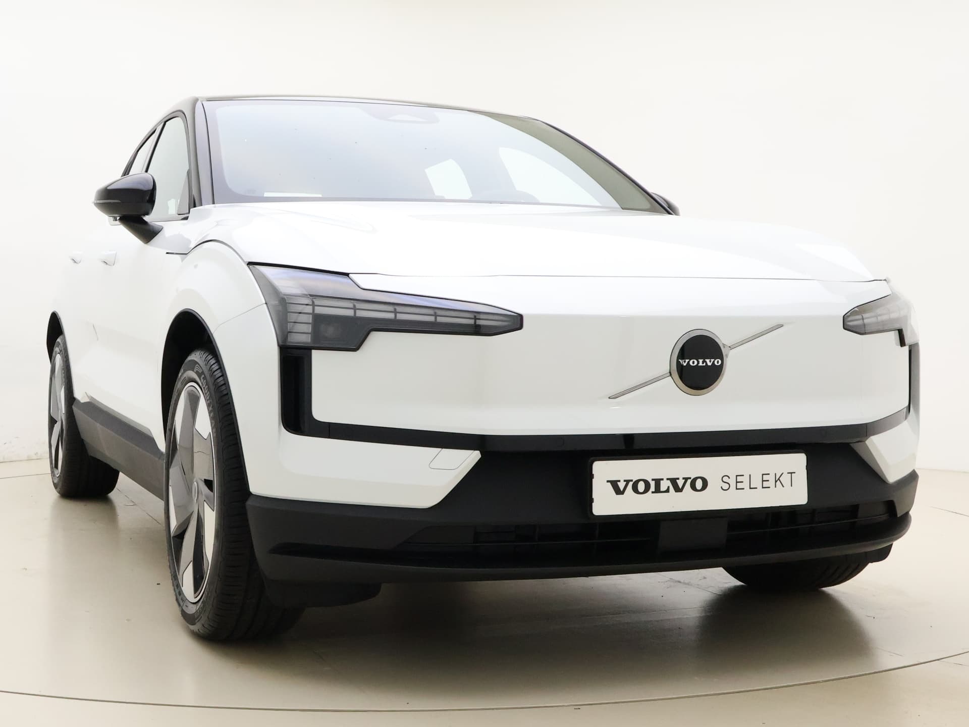 Volvo EX30 Extended Range Plus / El. Achterklep / Adapt. Cruise / BLIS / PDC + Camera / thumbnail 20