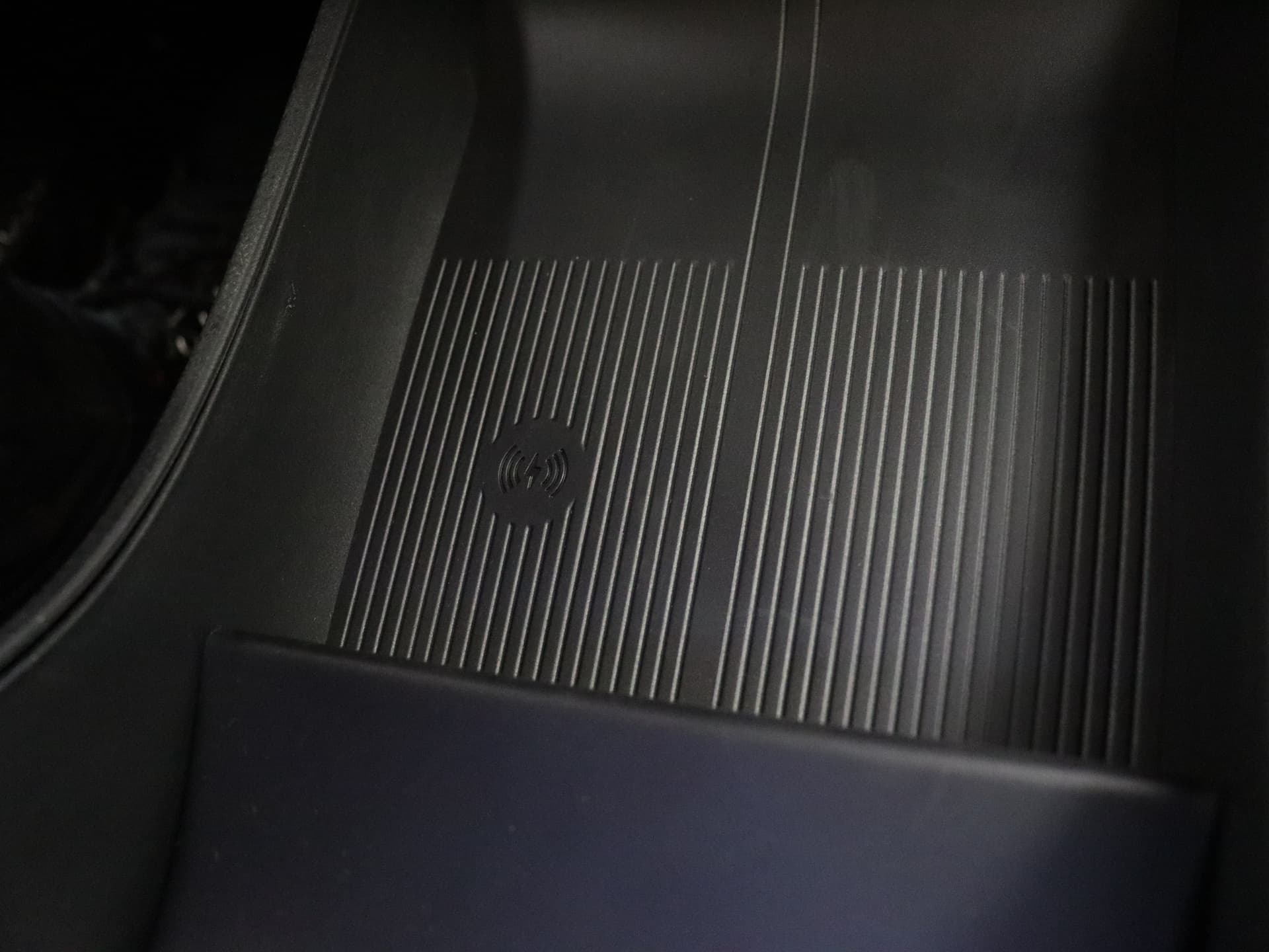 Volvo EX30 Extended Range Plus / El. Achterklep / Adapt. Cruise / BLIS / PDC + Camera / thumbnail 30