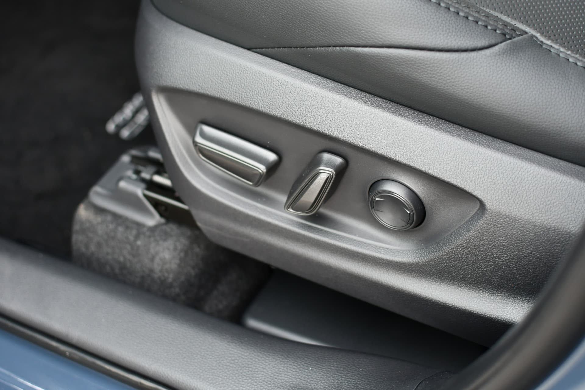 Toyota Corolla Cross Hybrid 180 Executive Automaat 180pk thumbnail 8