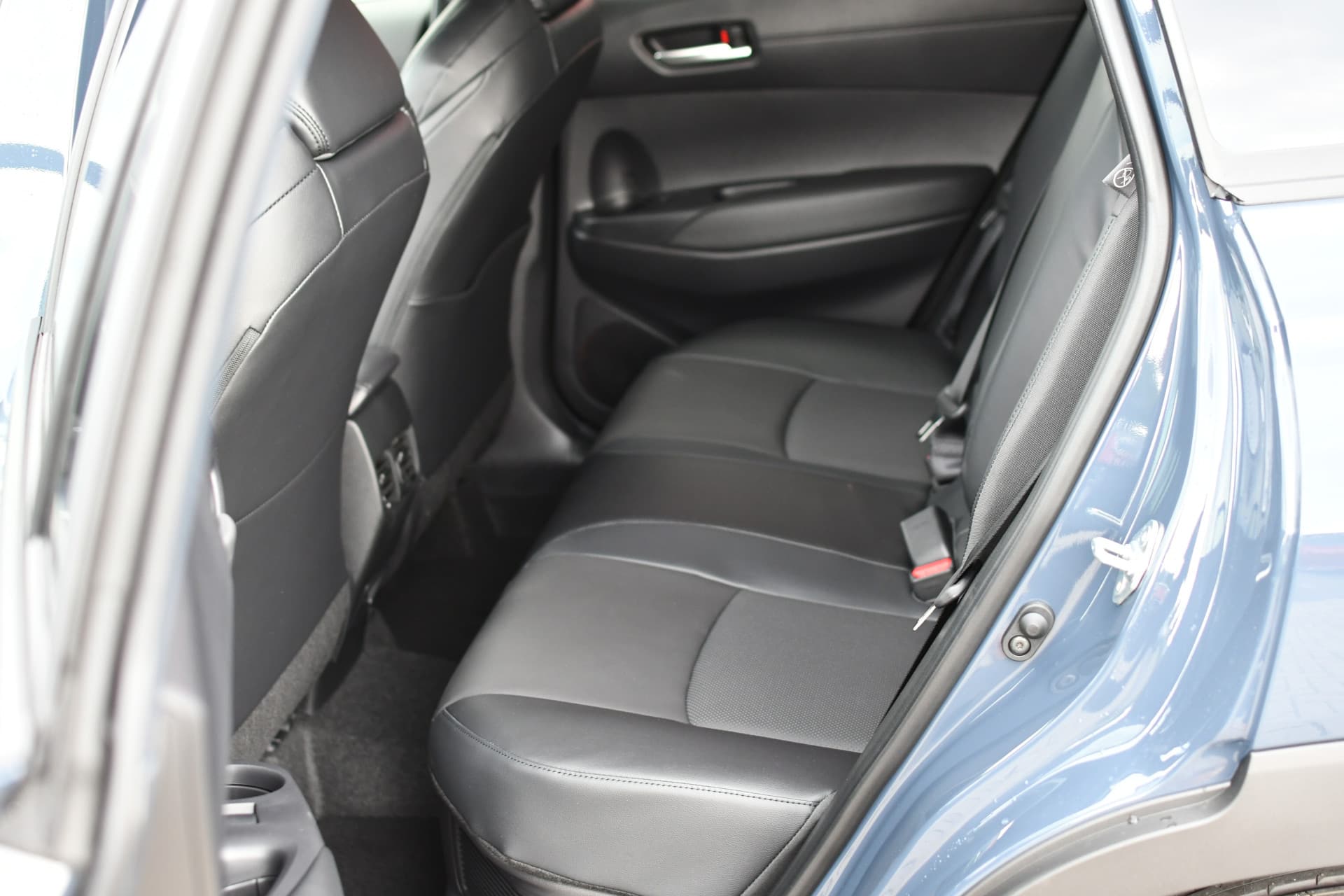 Toyota Corolla Cross Hybrid 180 Executive Automaat 180pk thumbnail 14