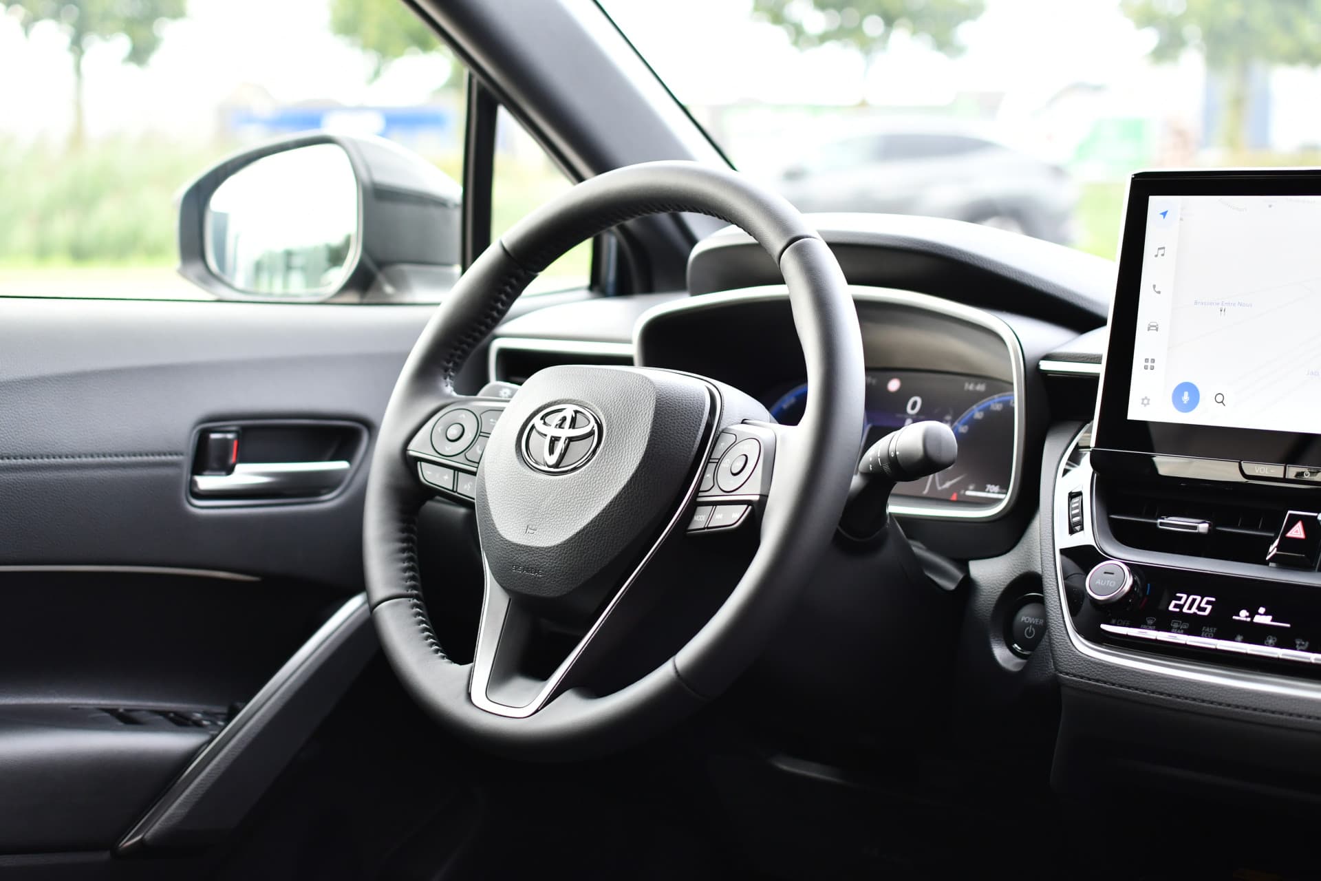 Toyota Corolla Cross Hybrid 180 Executive Automaat 180pk thumbnail 26