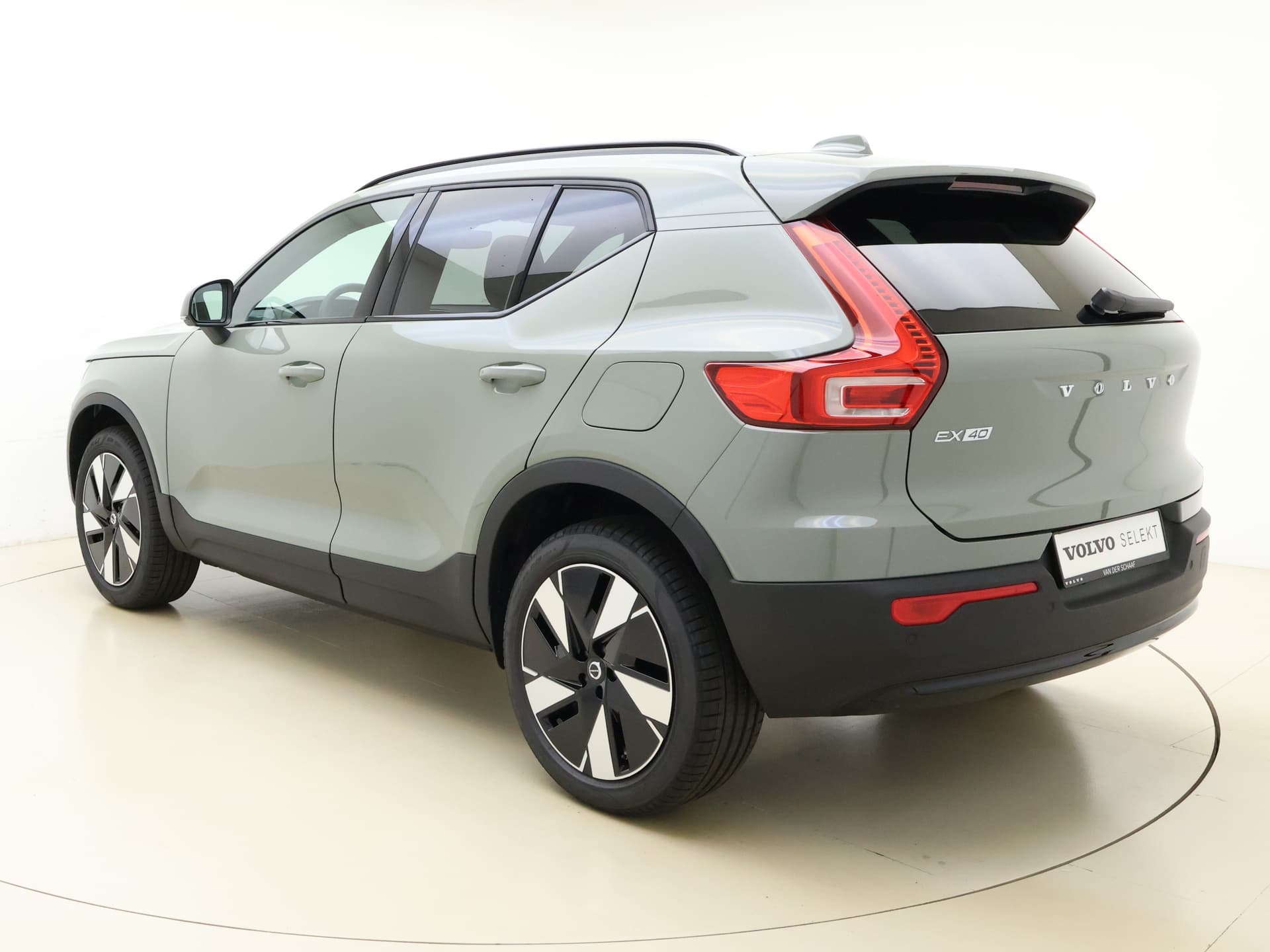 Volvo EX40 Extended Range Plus / Climate / 19'' / Donker glas / Sage Green / thumbnail 6
