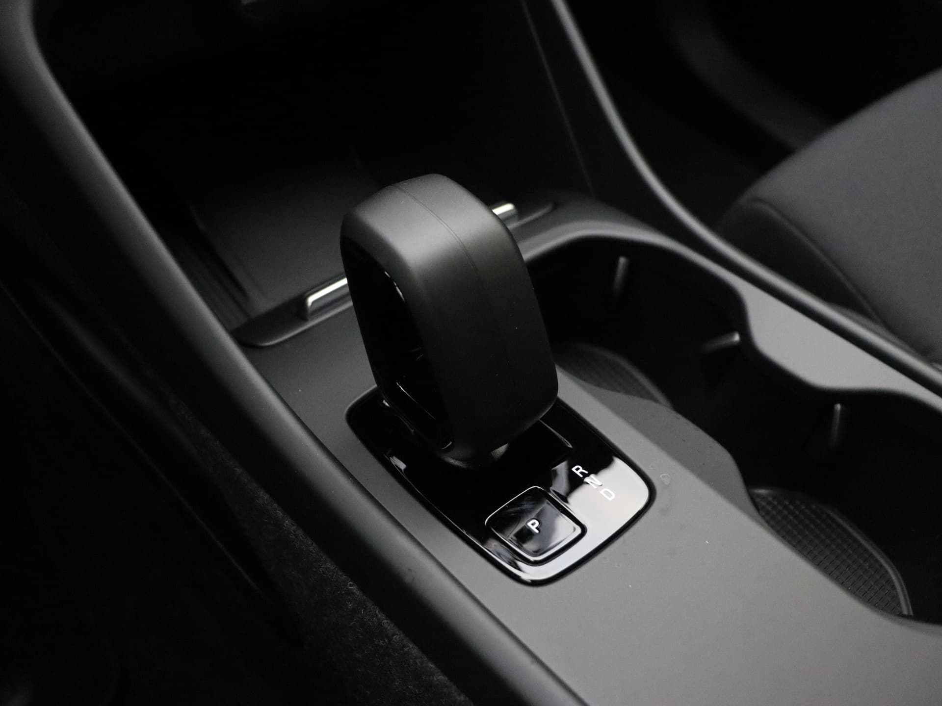 Volvo EX40 Extended Range Plus / Climate / 19'' / Donker glas / Sage Green / thumbnail 22