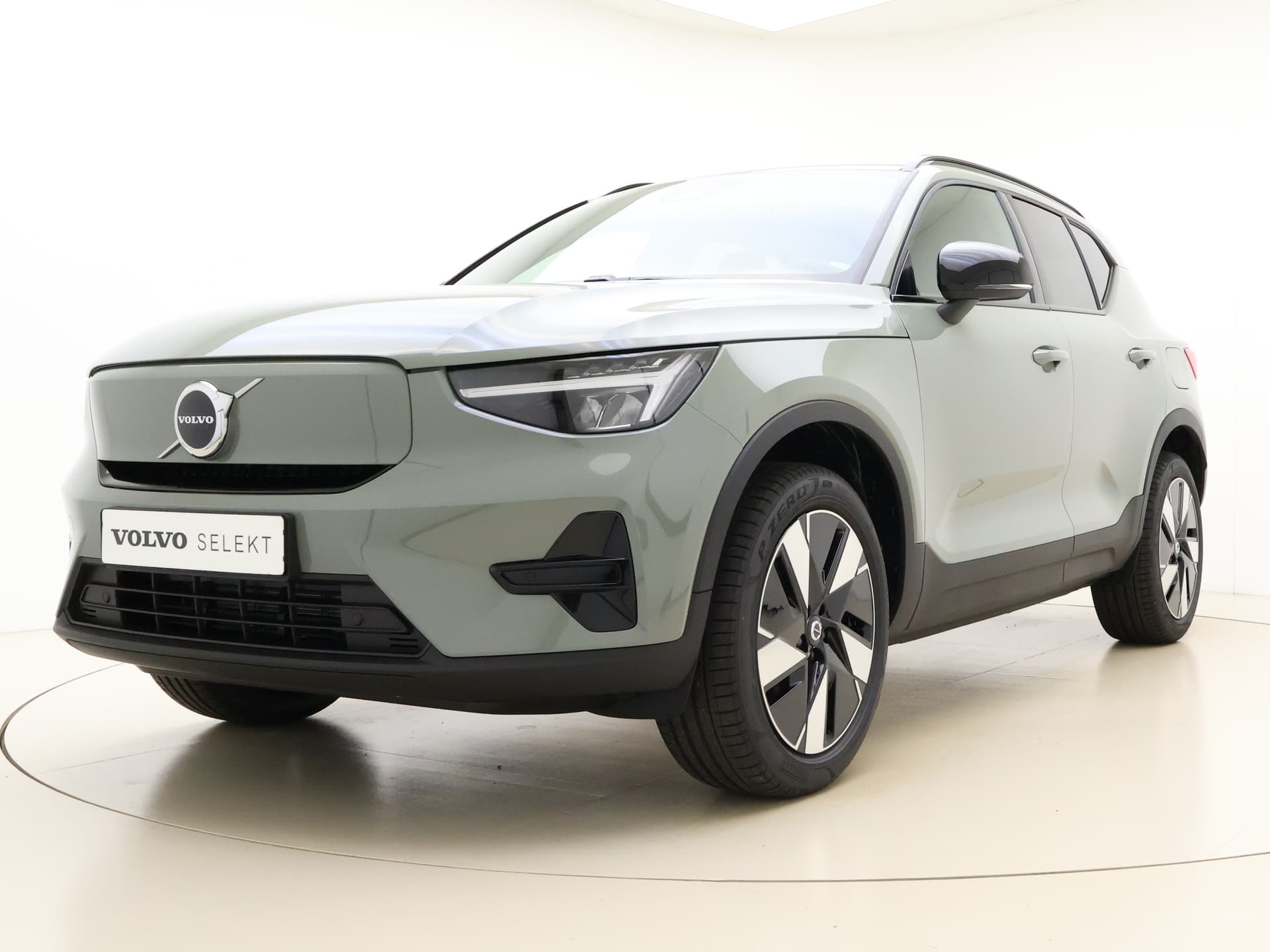 Volvo EX40 Extended Range Plus / Climate / 19'' / Donker glas / Sage Green / thumbnail 26