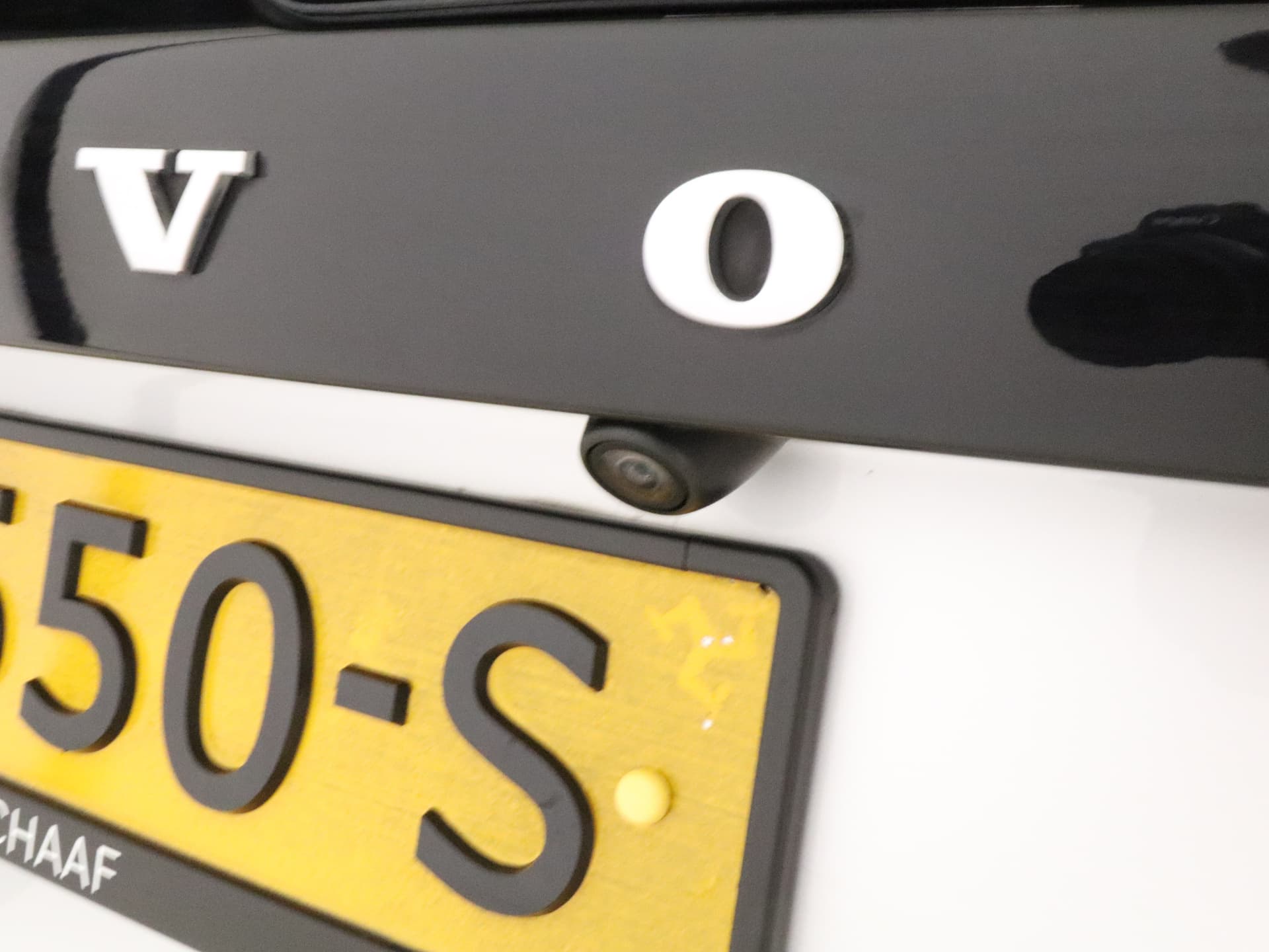 Volvo V60 Cross Country T5 245pk Automaat Polar+ / 19'' Bor / Schuif-/kanteldak / El. Stoelen / Dubbel glas / Afn. Trekhaak / Kinderzitjes / H&K Audio / Keyless / Stoel + stuurw. verwarming / PDC + CAM / ACC / BLIS / thumbnail 14