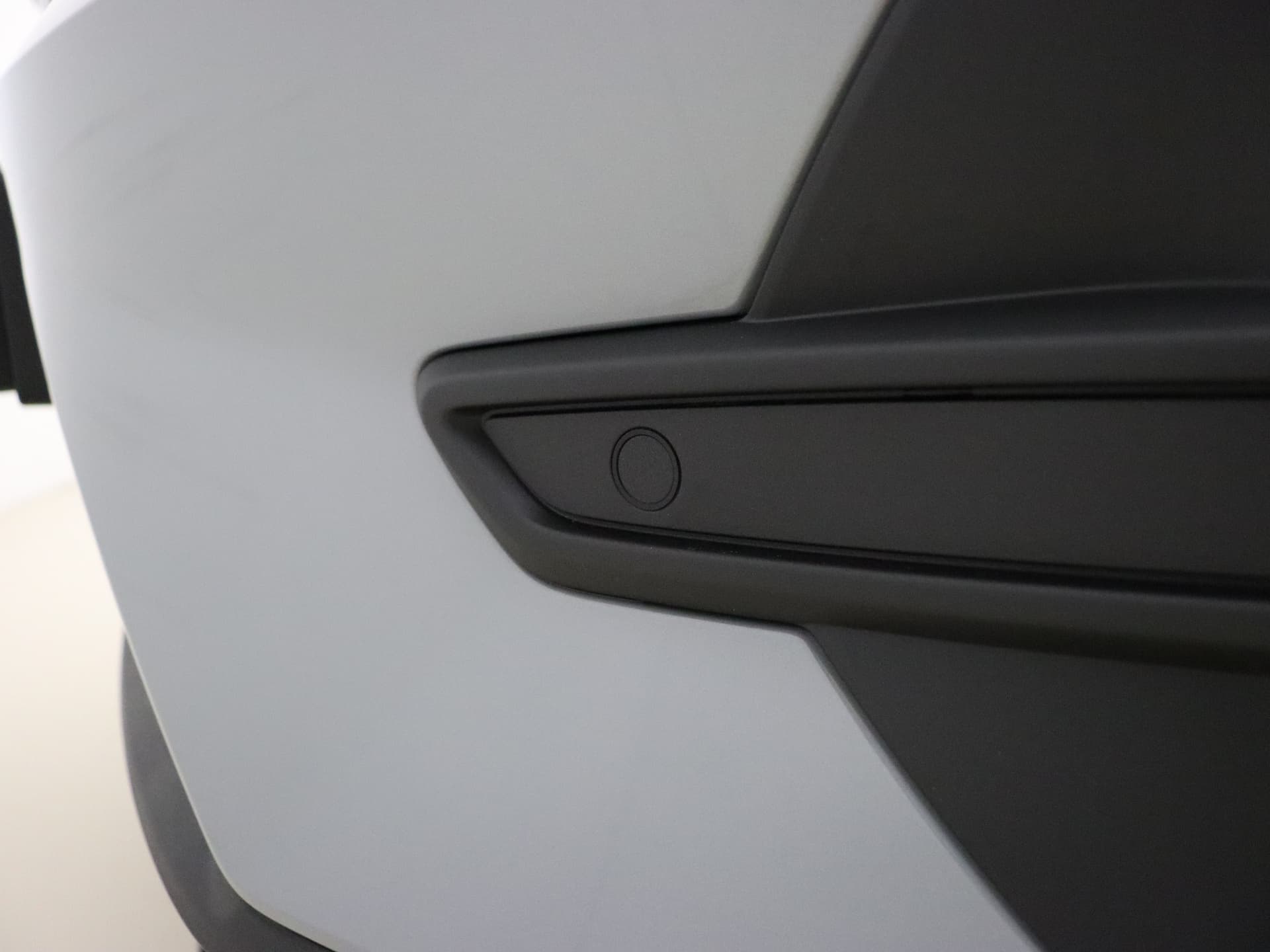 Volvo EX40 Extended Range Core / 360 CAMERA / ADAPT. CRUISE / BLIS / GETINT GLAS / STOELVERWARMING / thumbnail 35