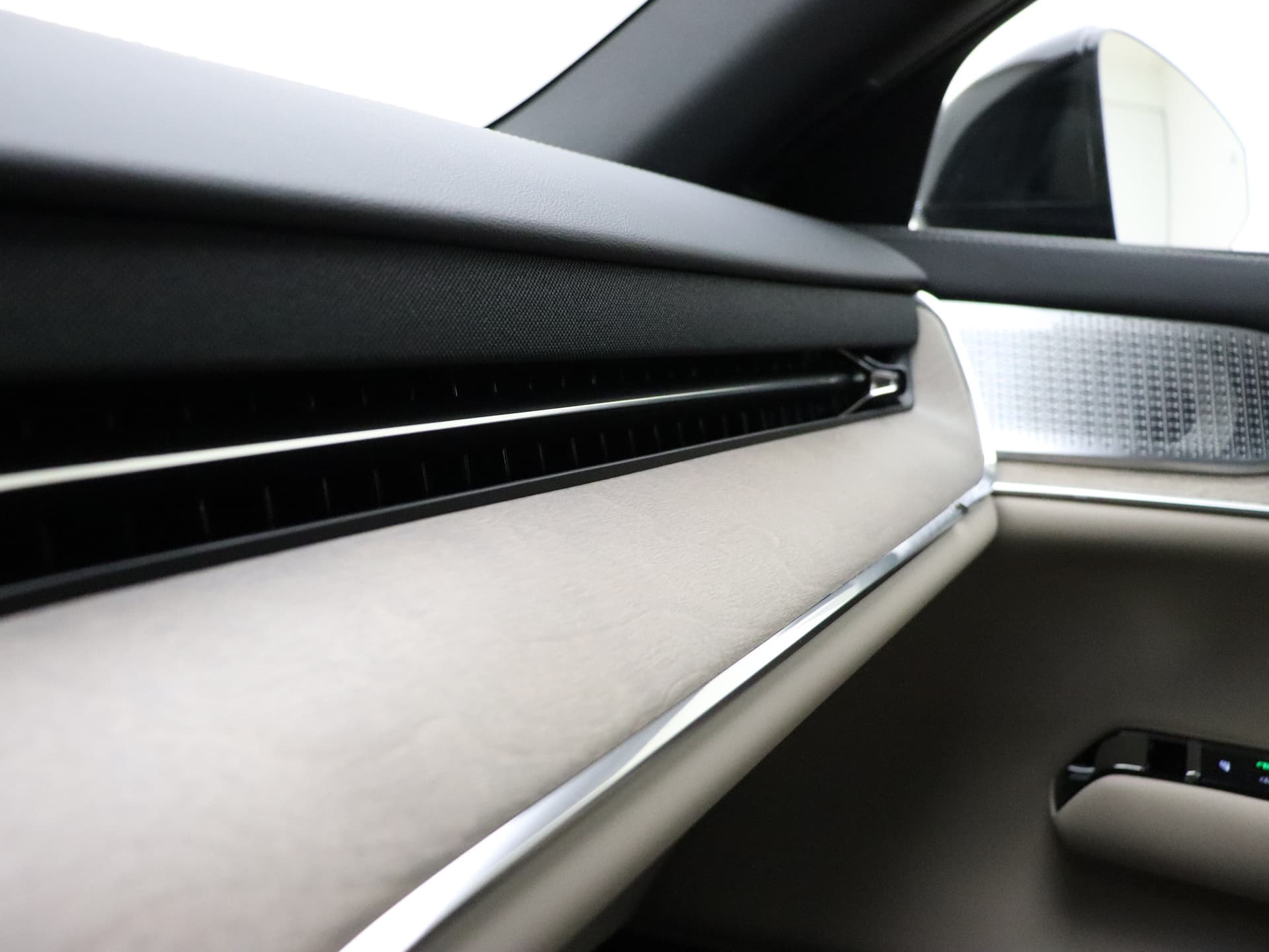 Volvo EX90 Twin Motor Perf. Ultra 7p. / Bowers&Wilkins Audio / Luchtvering / Pilot Assist Pack / Climate Pack / Extra Getint glas / thumbnail 40