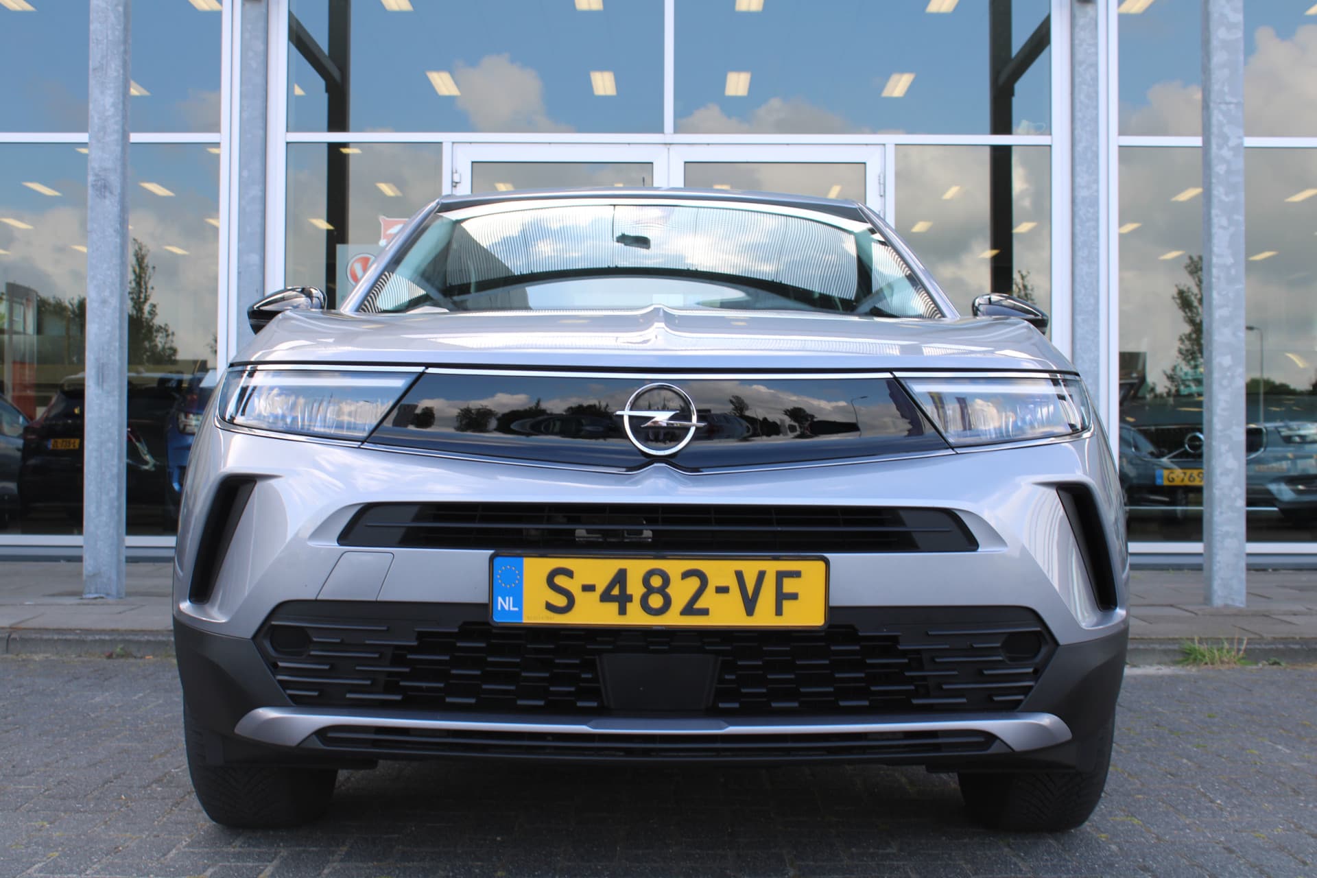 Opel Mokka-e Electric Level 2 50 kWh thumbnail 4