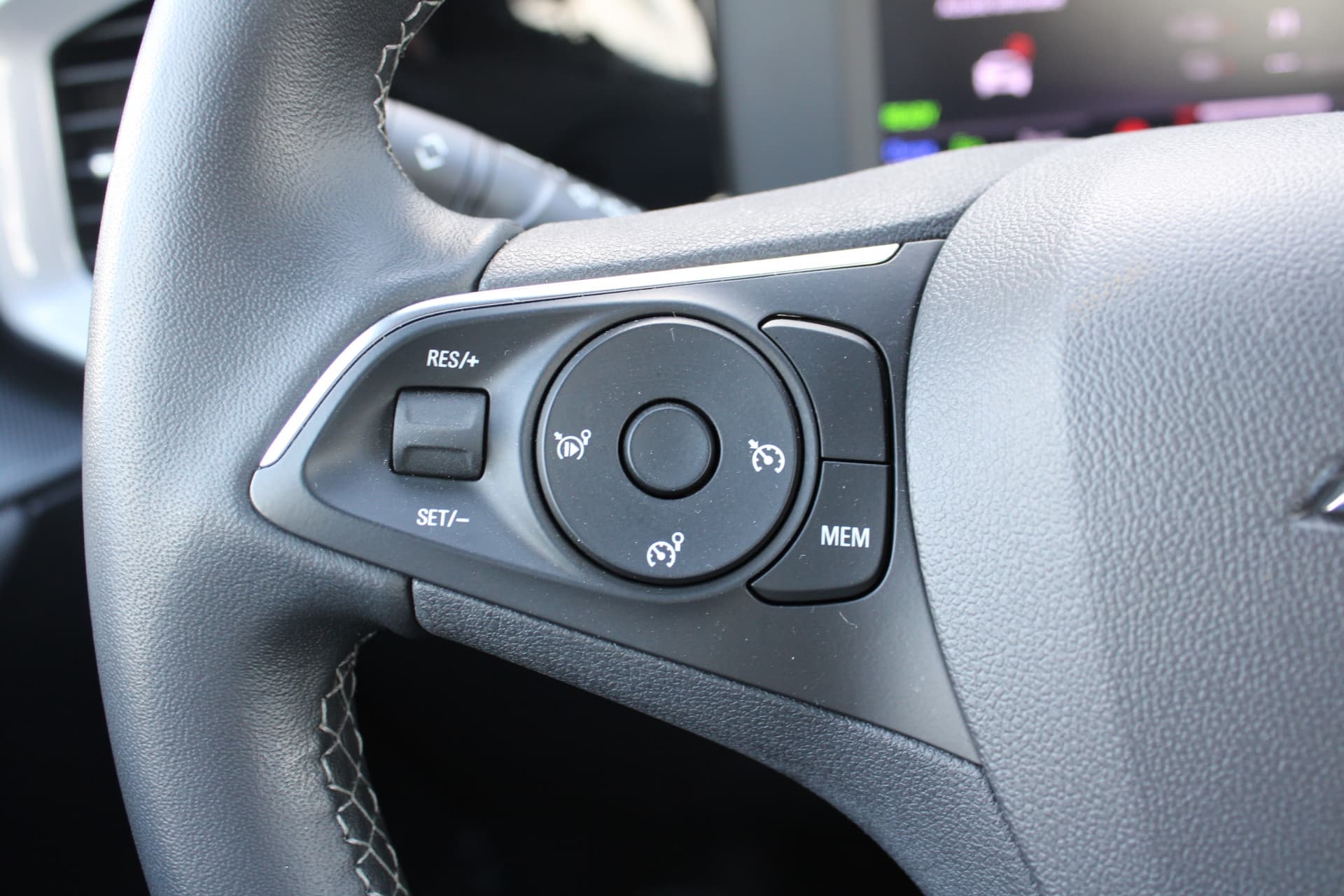 Opel Mokka-e Electric Level 2 50 kWh thumbnail 19